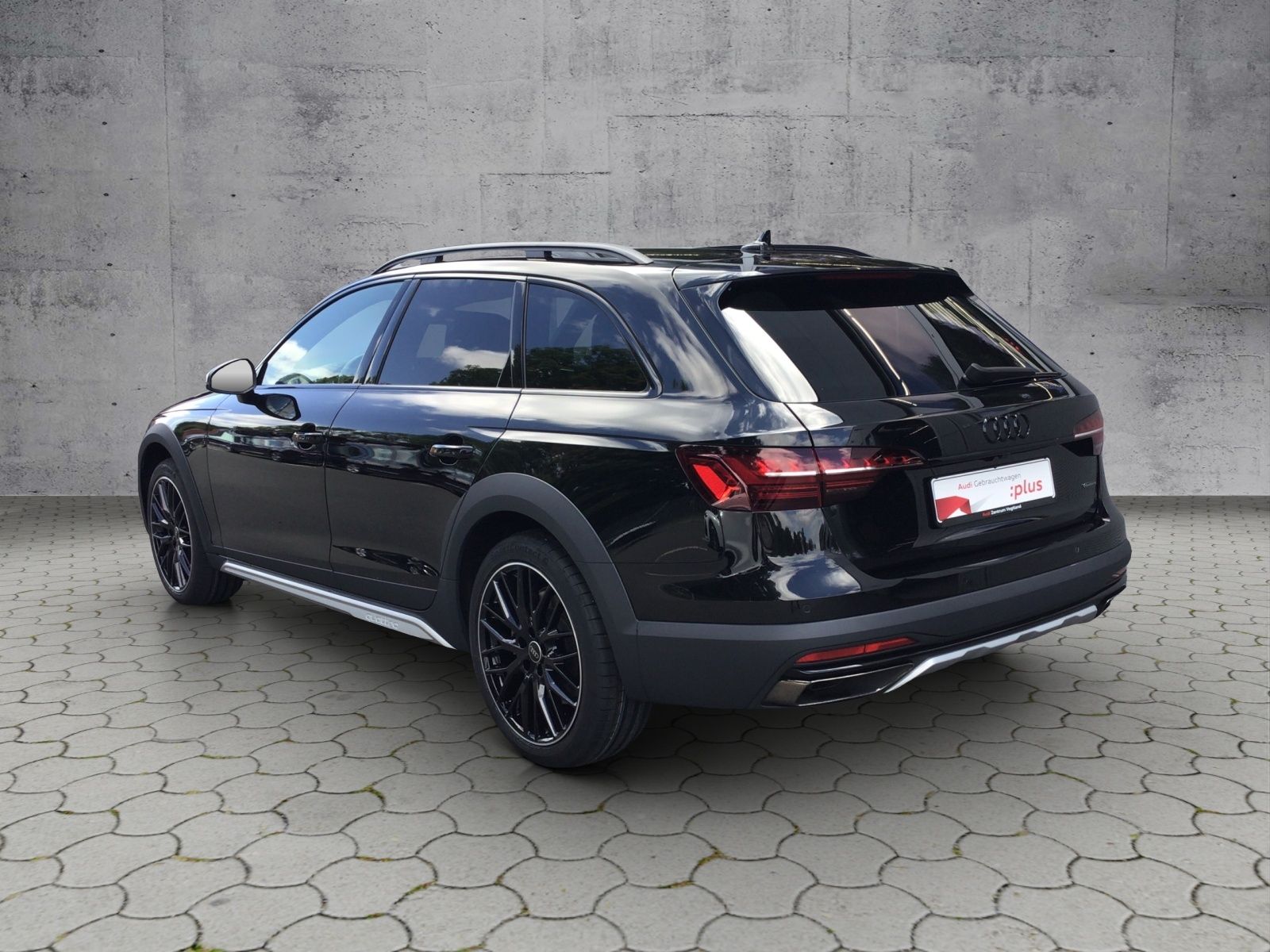 Audi A4 allroad 45TFSI qua S tron/Matrix/Pano/AHK/B&O