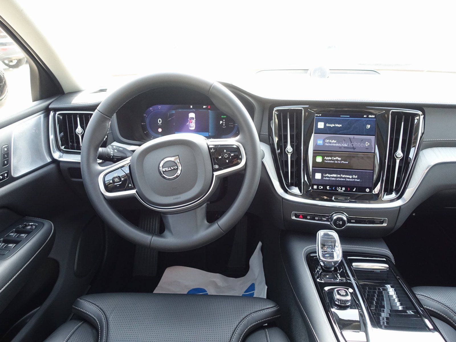 Volvo S60 Recharge Ultimate T8 AWD/360°/B&W/Massage