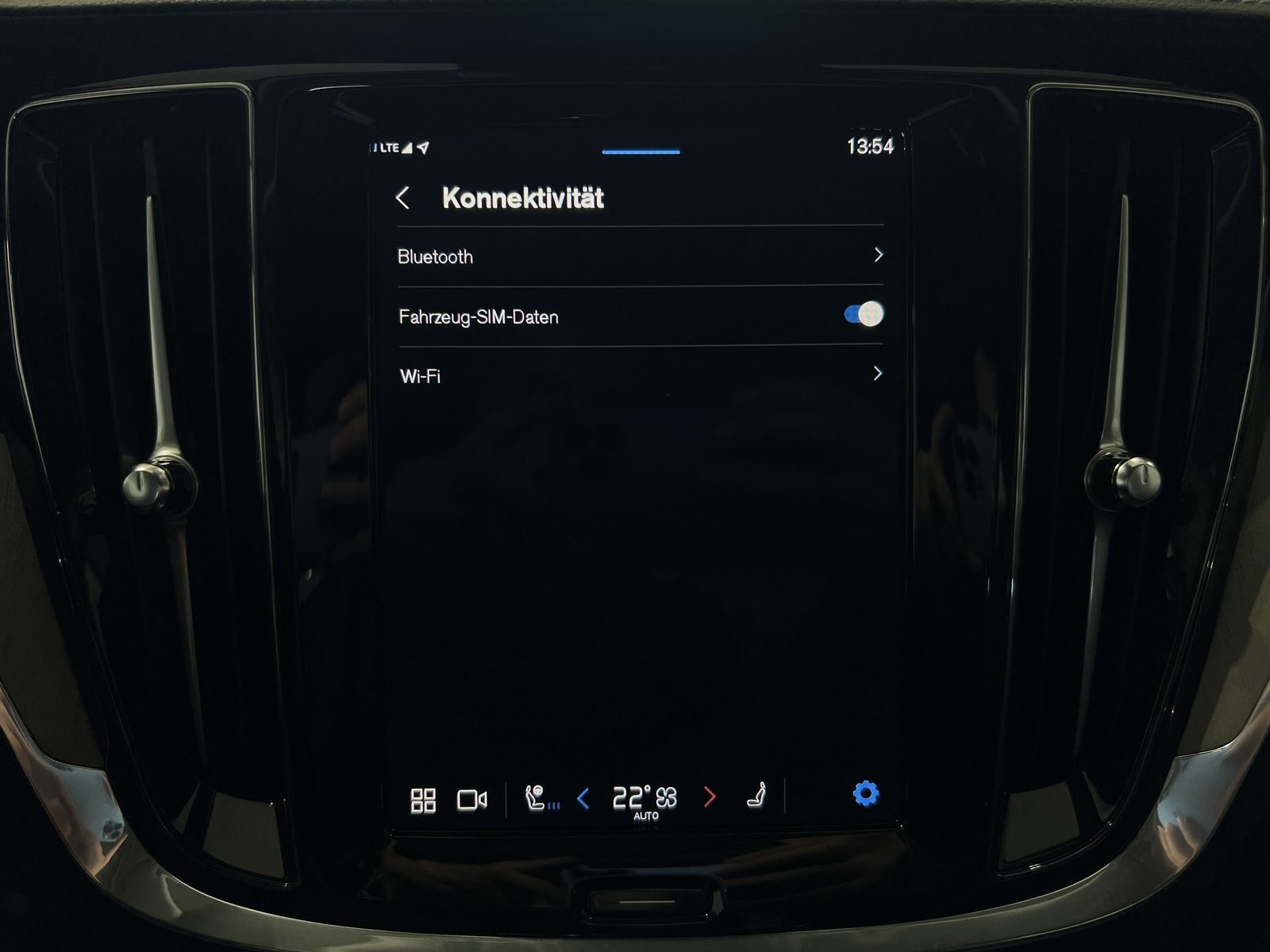 Volvo S60 T8 Ultimate Dark Recharge AWD Massage B&W
