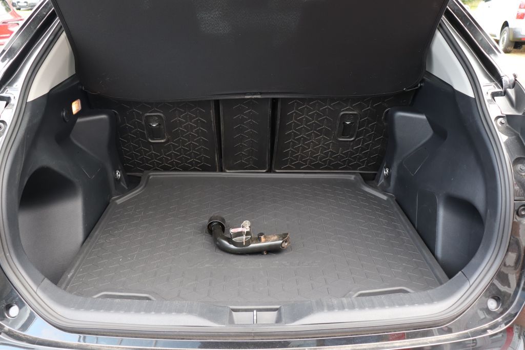 Toyota Yaris Cross Hybrid 1.5 VVT-i Elegant