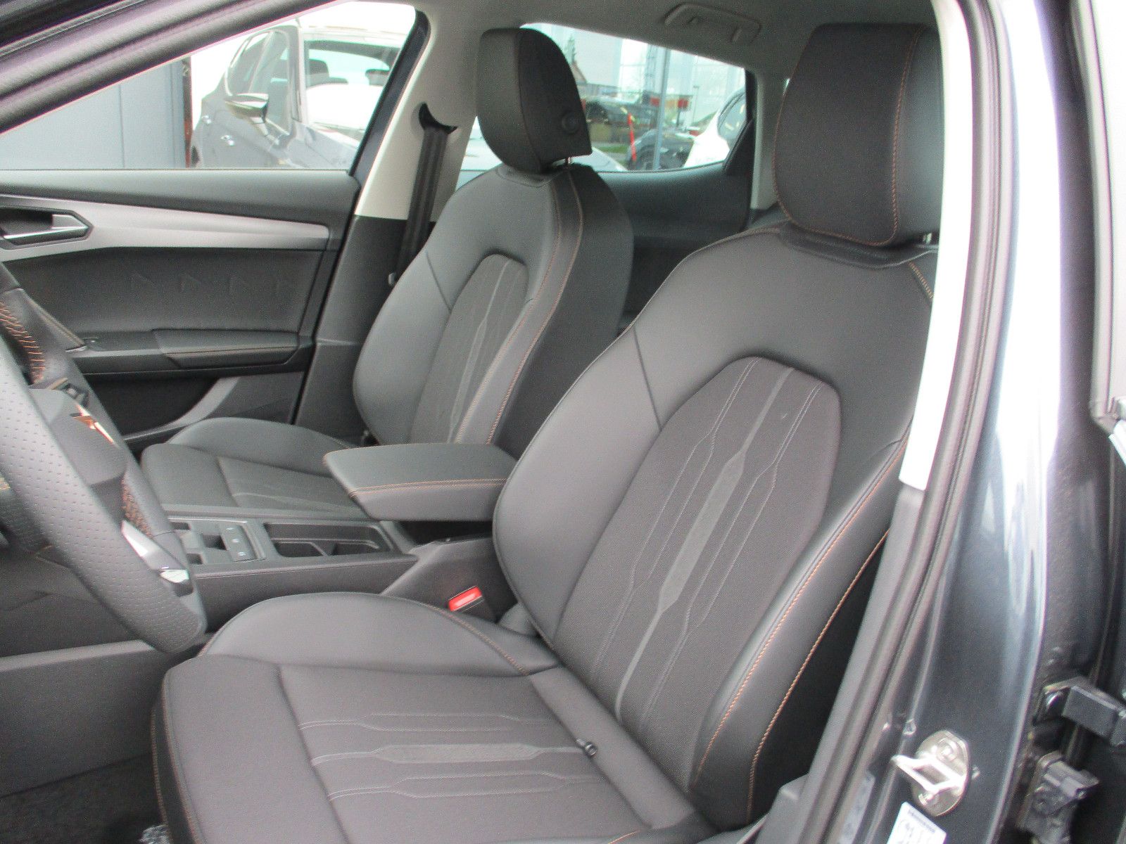 Cupra Formentor VZ 1,4 DSG e-Hybrid *AHK*PanoDach*