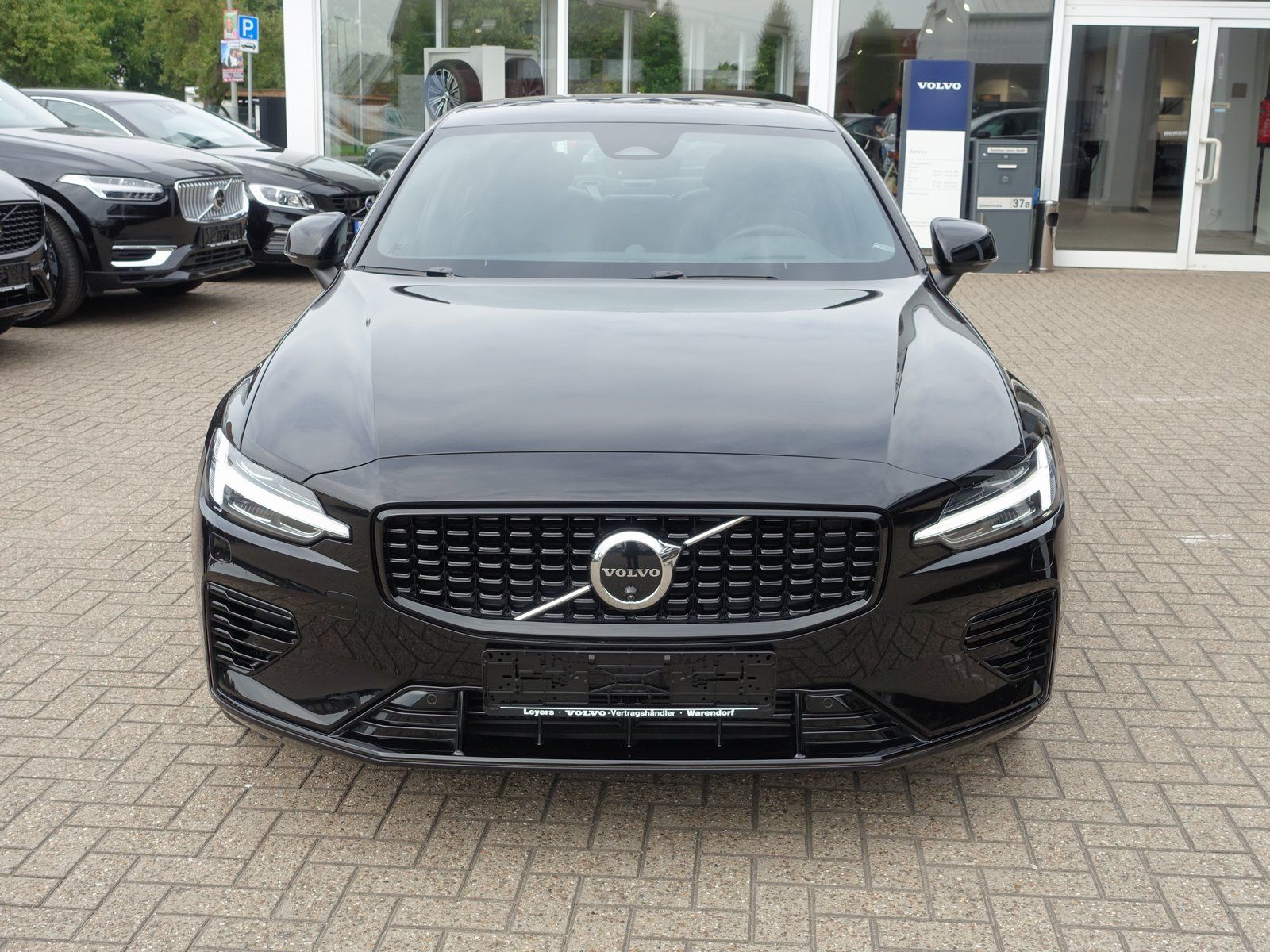 Volvo S60 Recharge Ultimate T8 AWD Leasing ab € 349,-
