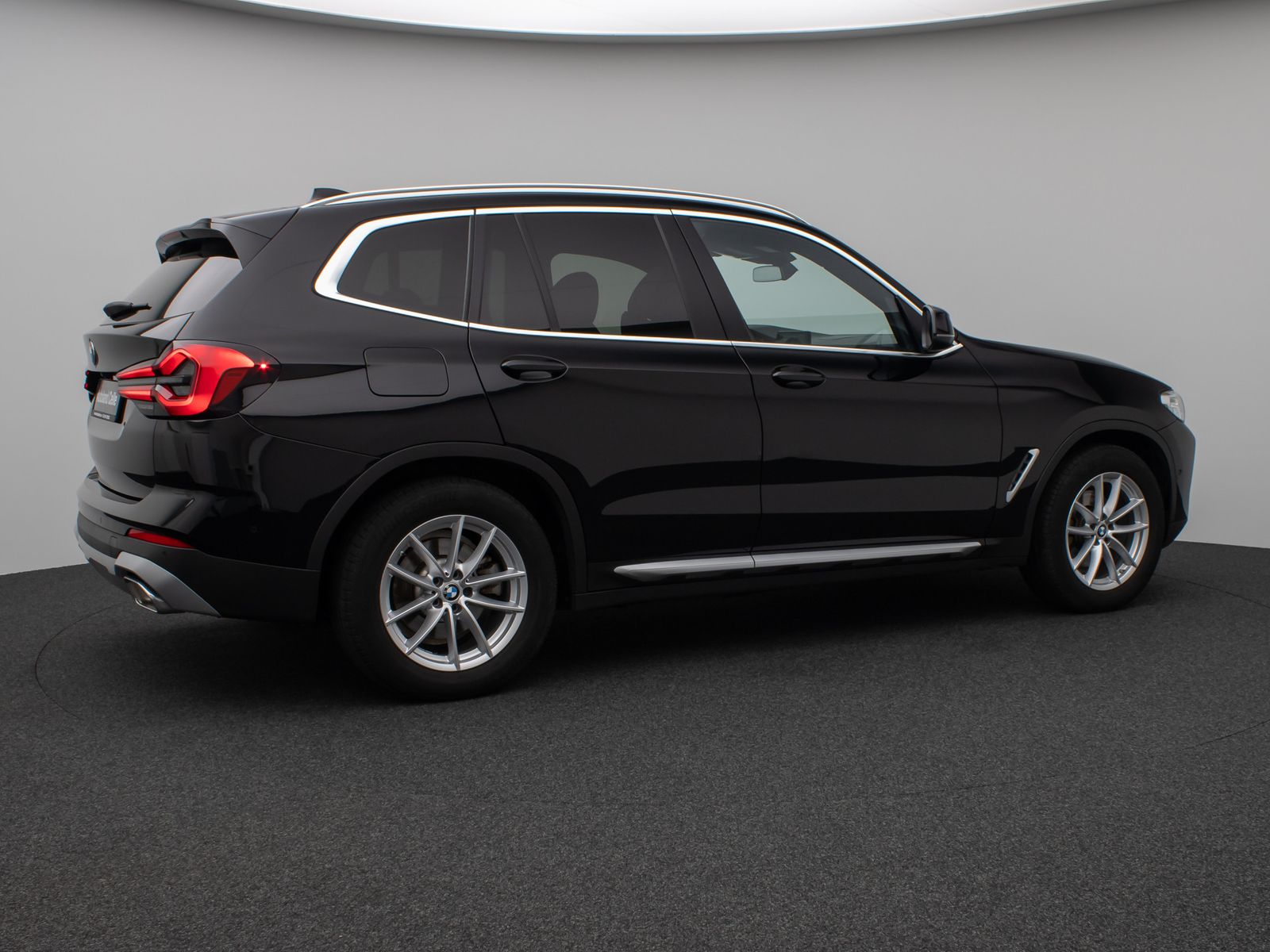 BMW X3 xD20d Sport - Samsaru's Car Outlet