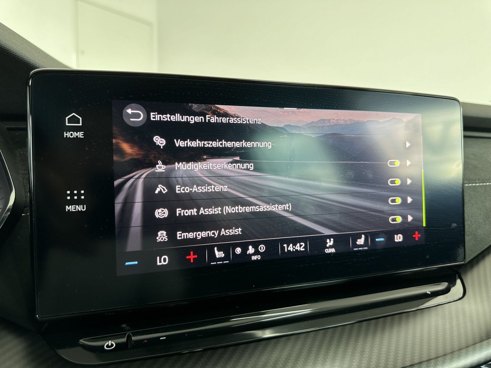 Skoda Octavia Combi RS 4x4 - Samsaru's Car Outlet