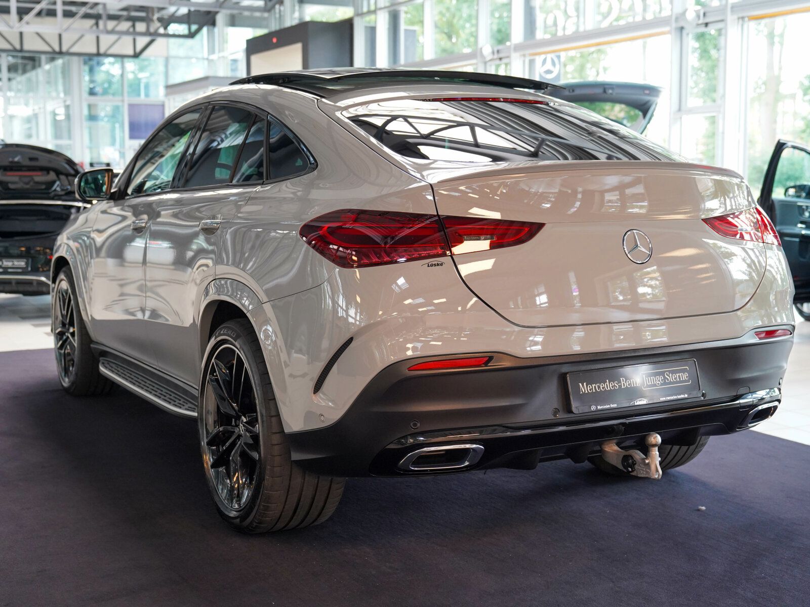 Mercedes-Benz GLE 450 d 4M Coupé AMG Line NP: 147.721€ Carbon
