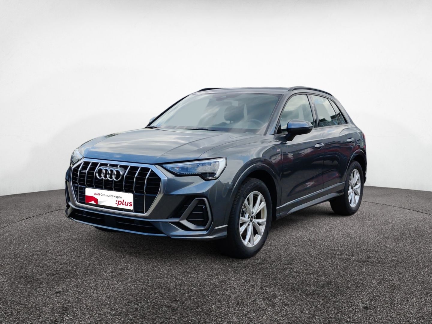 Audi Q3 35 TDI S line quattro - Samsaru's Car Outlet