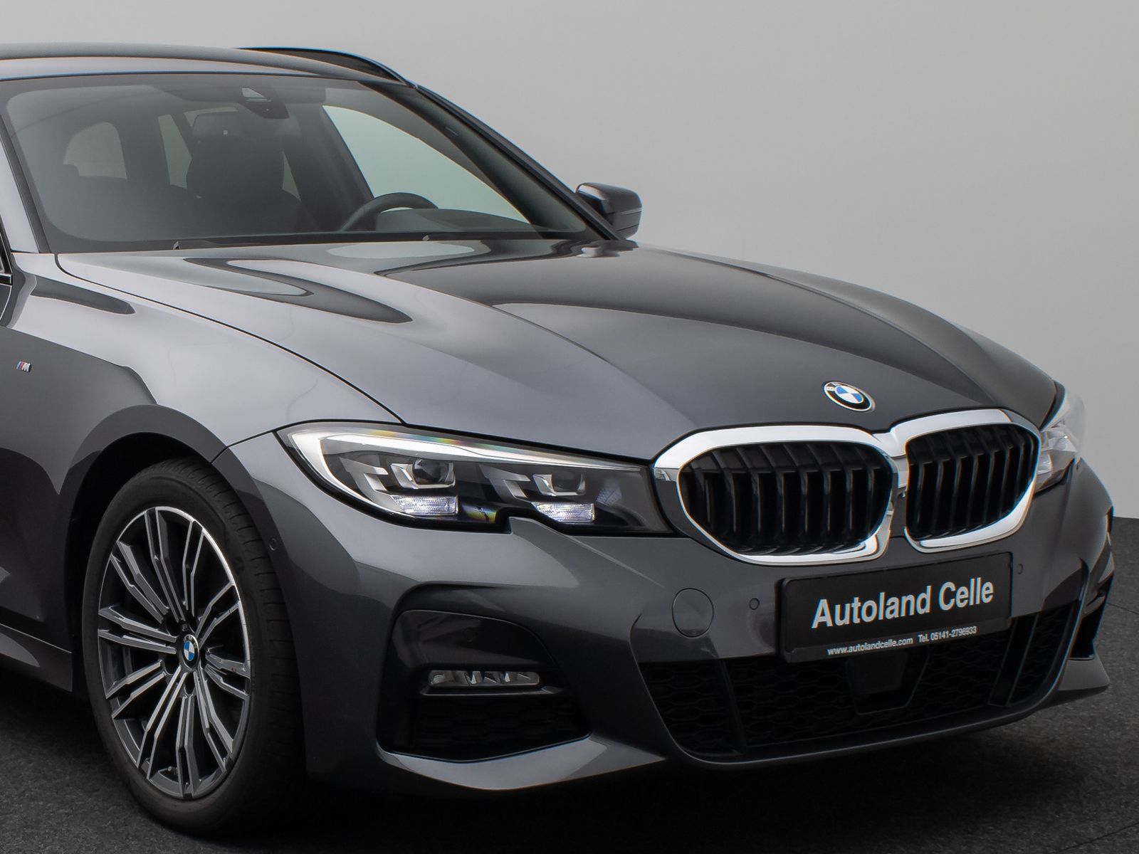 BMW 320d M Sport - Samsaru's Car Outlet
