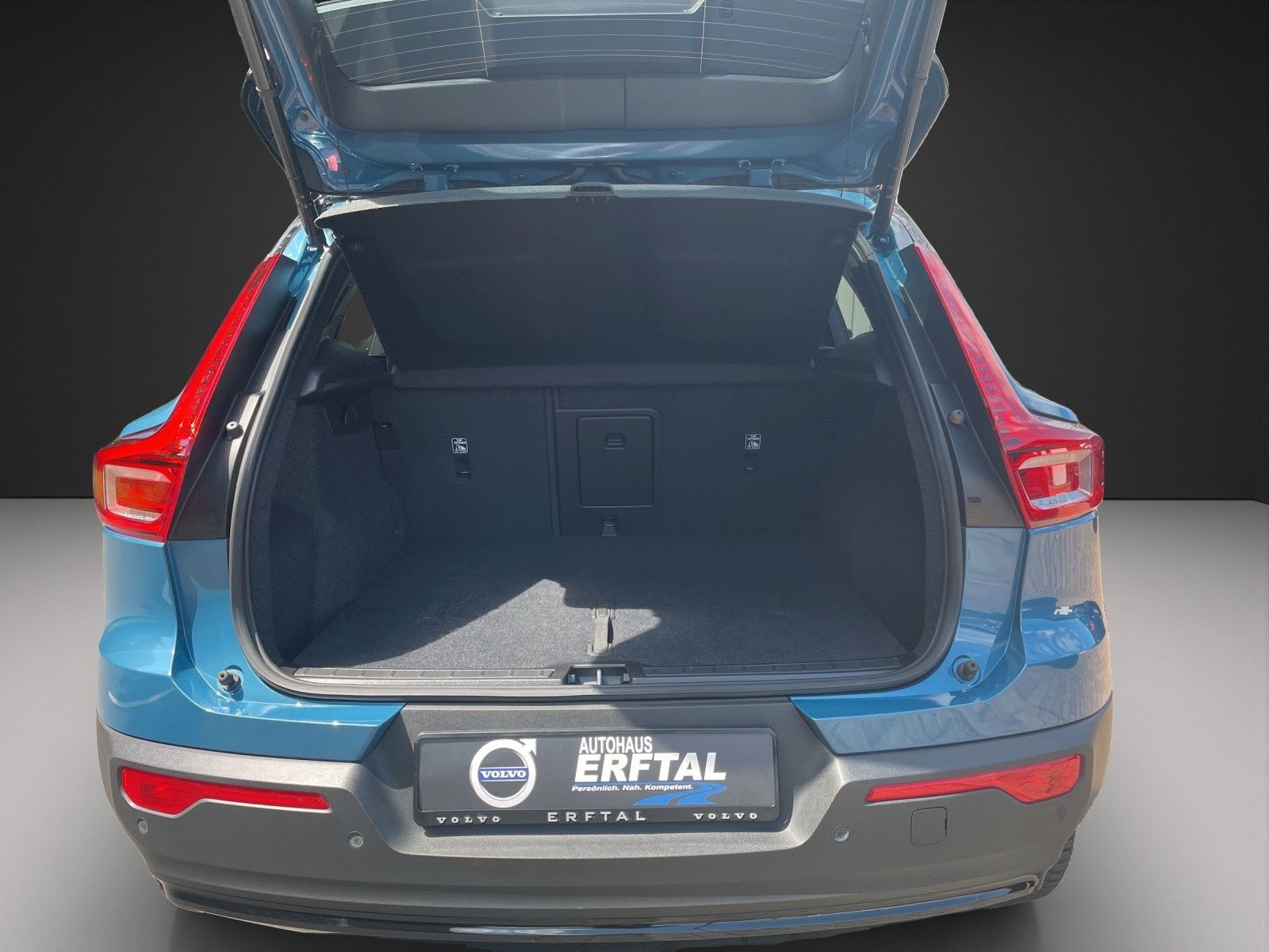 Volvo XC40 Recharge Twin Motor AWD Plus