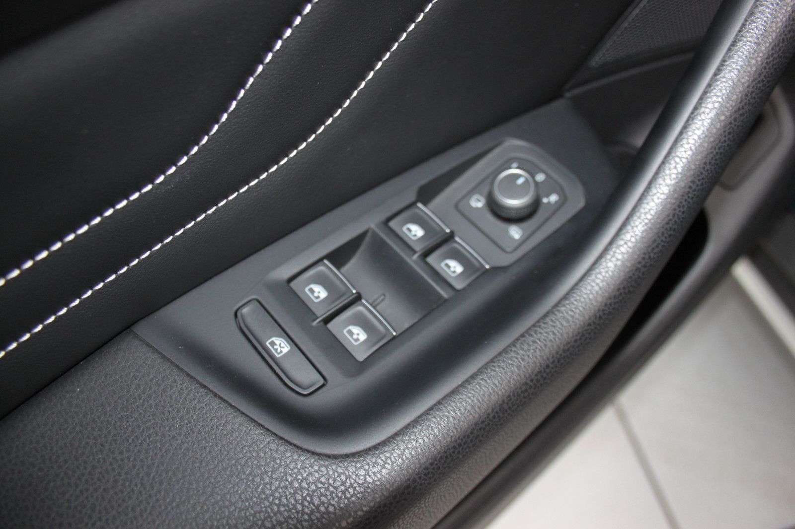 Volkswagen Passat Variant Alltrack/DSG/LEDER/PANO/AHK/IQLED