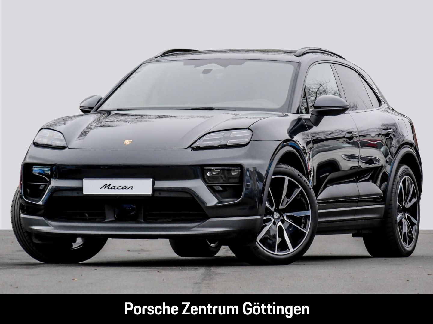 Porsche Macan 4 BOSE Surround-View Abstandstempomat LED