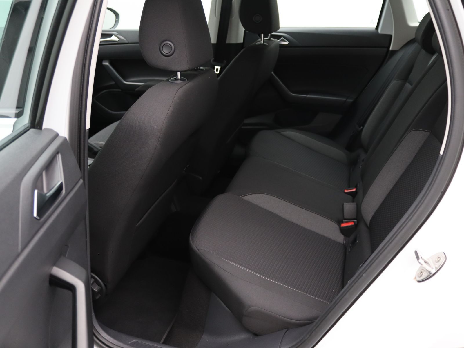 Volkswagen Taigo Life 1.0 TSI - Samsaru's Car Outlet