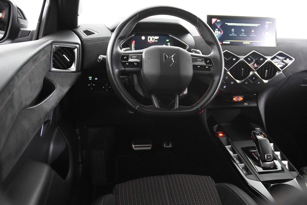 DS Automobiles DS3 Crossback Performance Line - Samsaru's Car Outlet