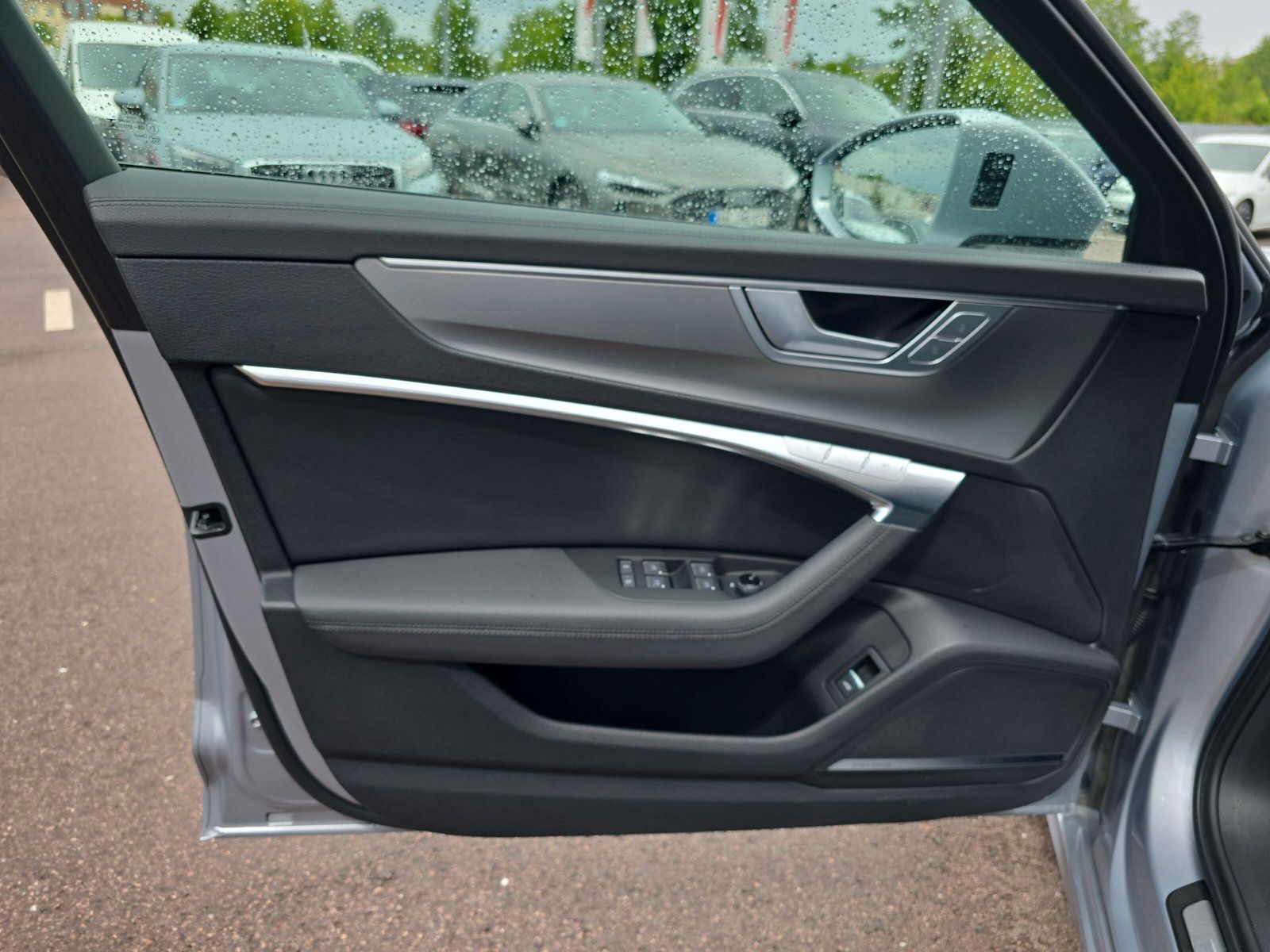 Audi A6 Avant 40 TDI qu S line - Samsaru's Car Outlet