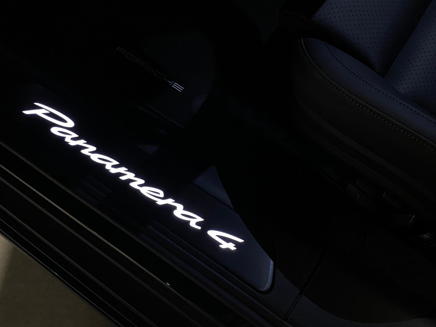Porsche Panamera 4 E-Hybrid | SportDesign Paket | BOSE |