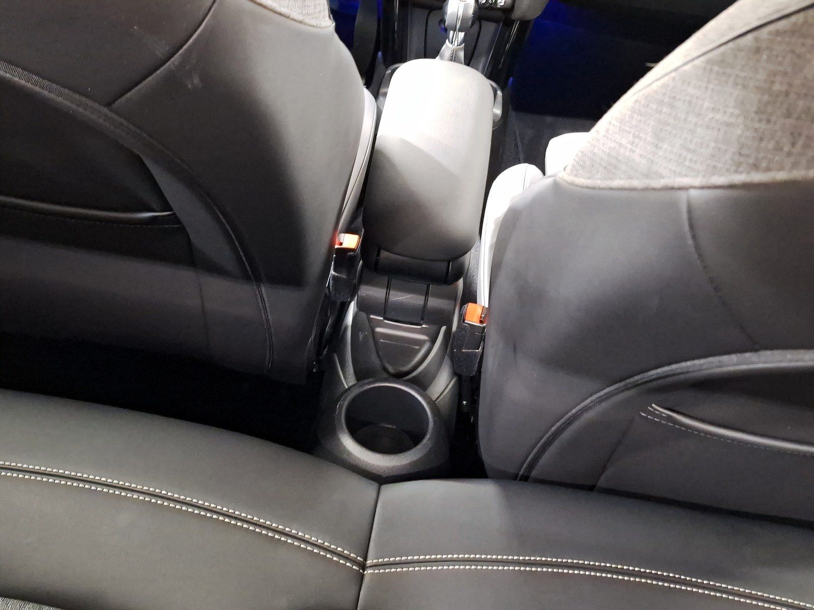 MINI Cooper - Samsaru's Car Outlet