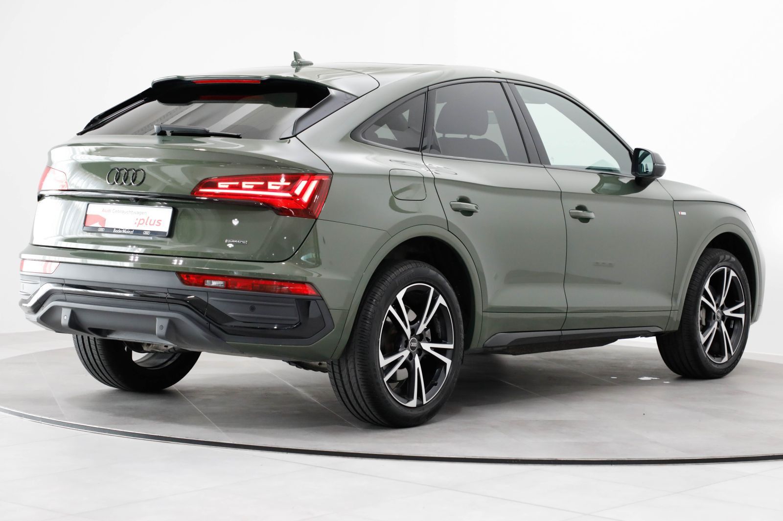 Audi Q5 Sportback 40 TDI quattro S line - Samsaru's Car Outlet