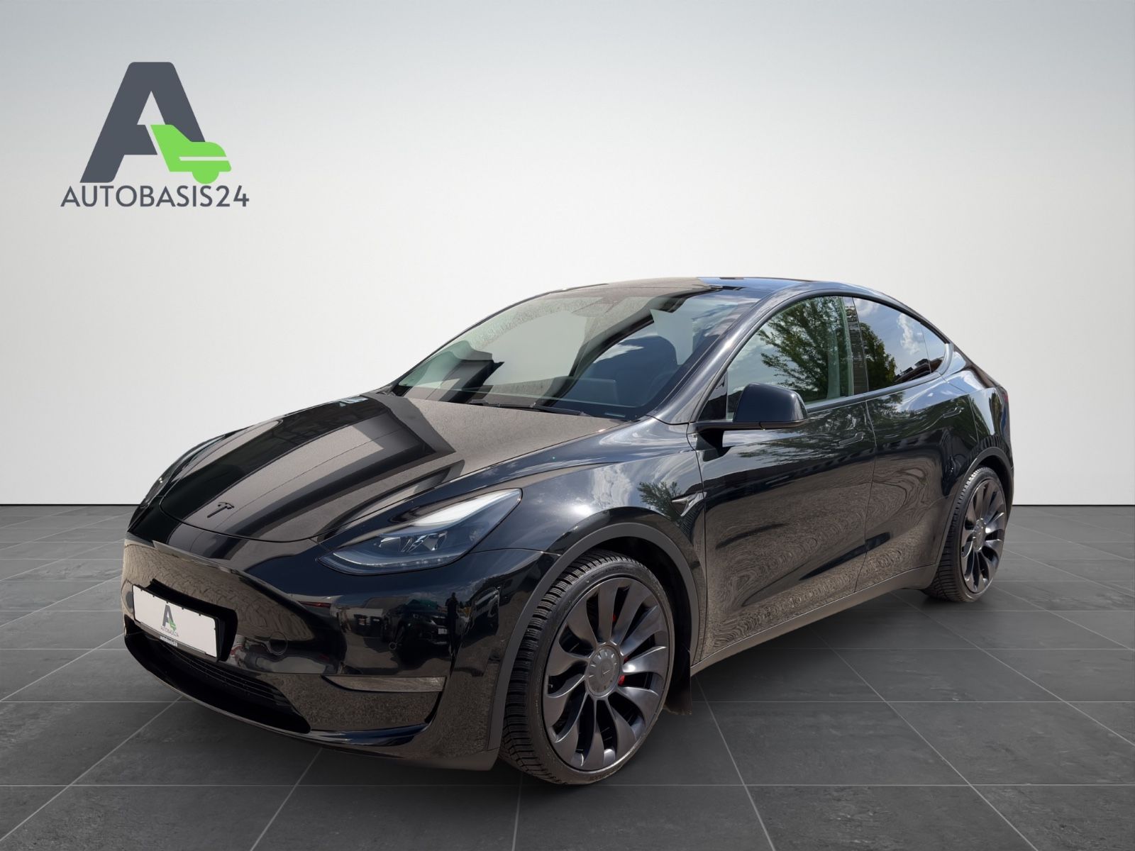 Tesla Model Y Performance Dual AWD *AHK*1.Hand*
