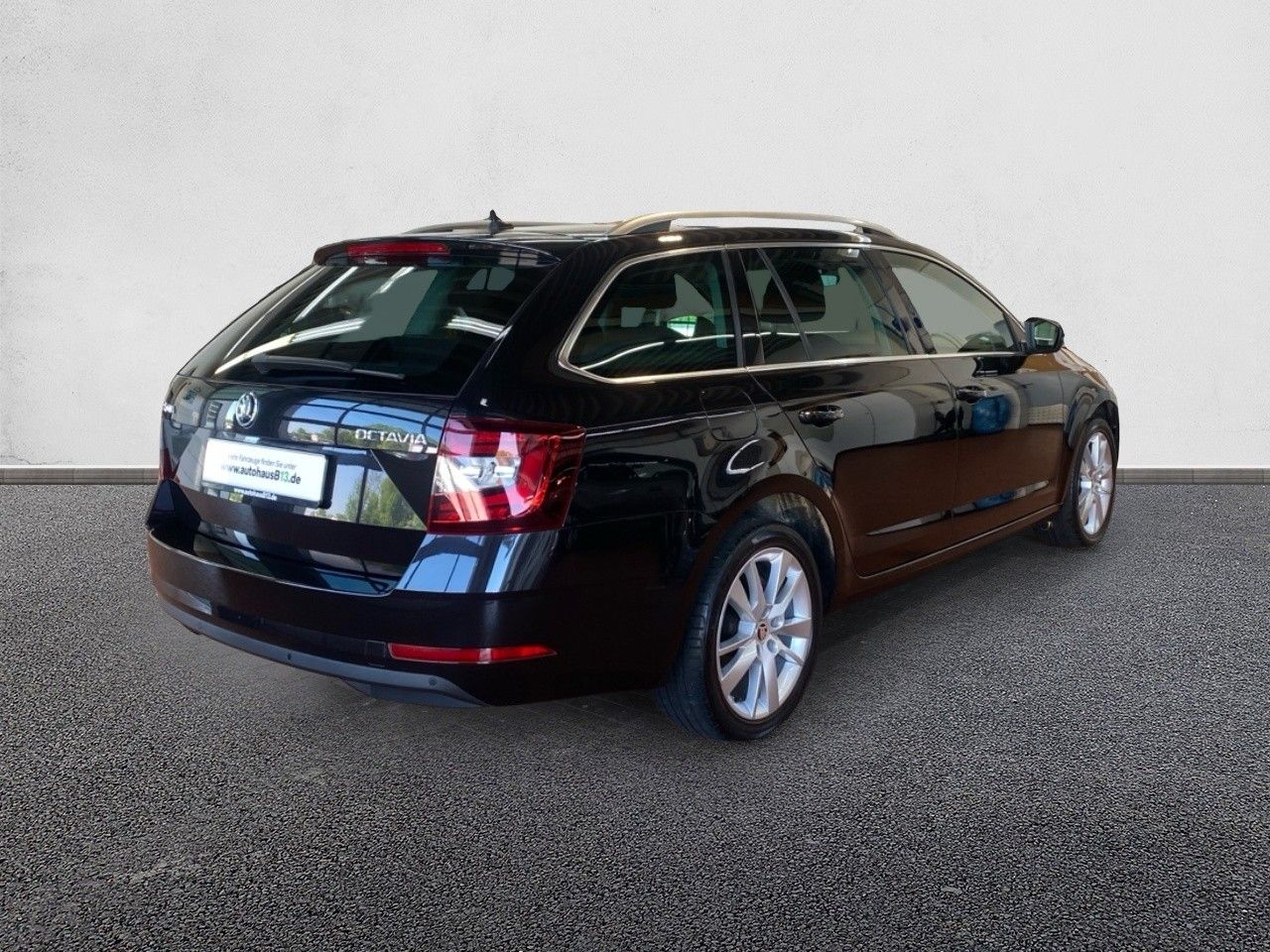 Skoda Octavia Combi Style 1.5 TSI - Samsaru's Car Outlet