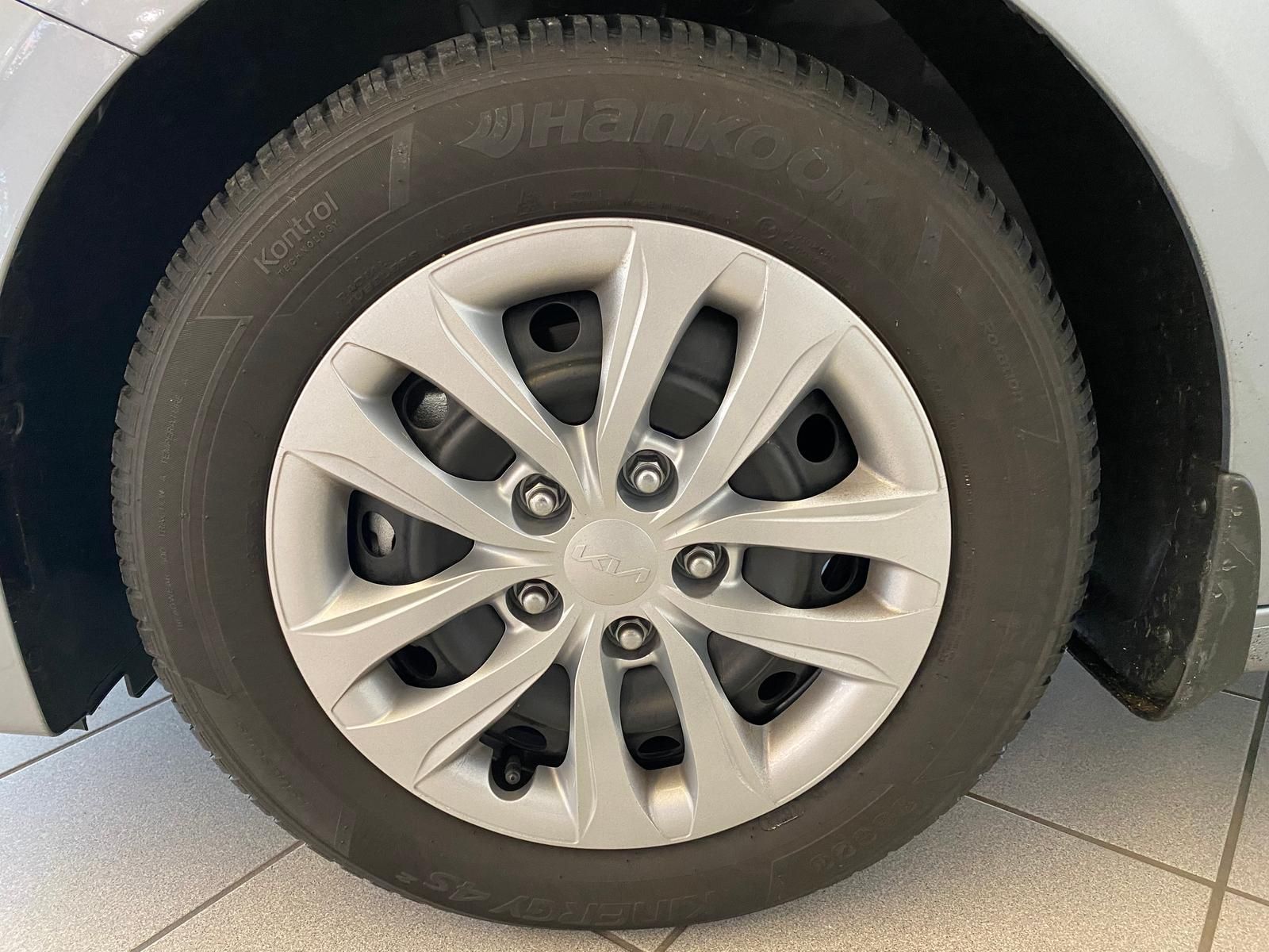 Kia Ceed - Samsaru's Car Outlet