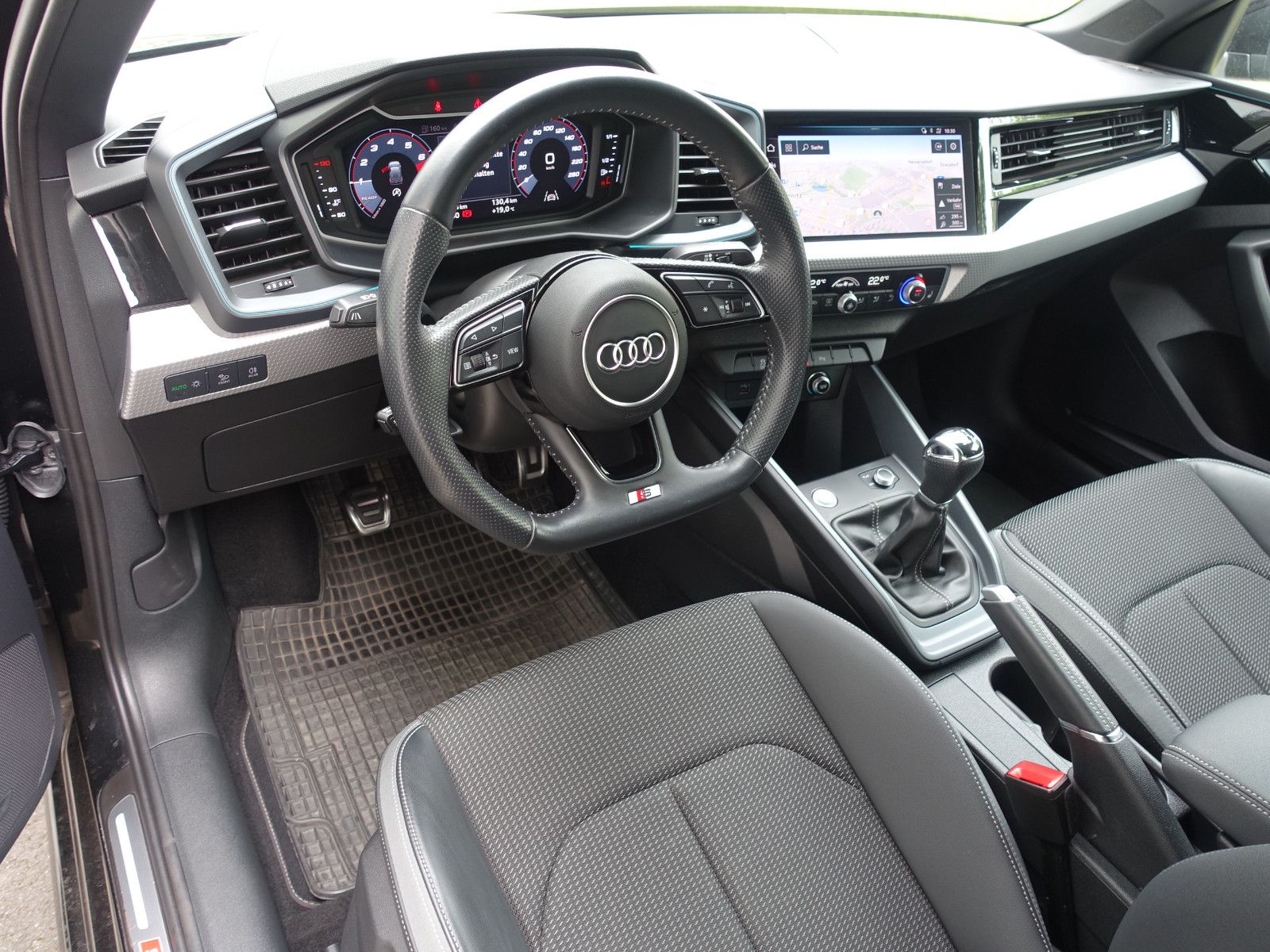Audi A1 30 TFSI S line Sportback - Samsaru's Car Outlet
