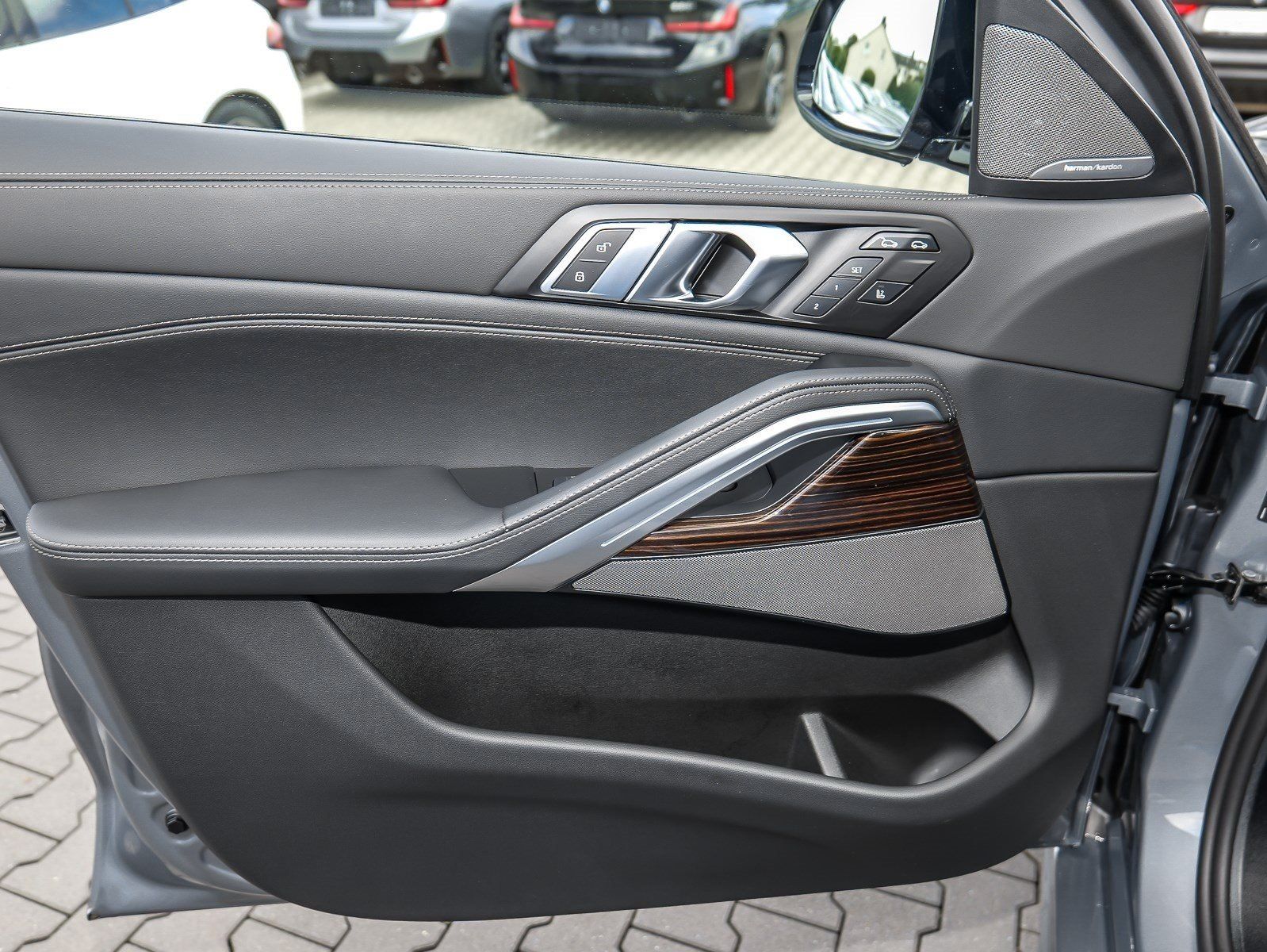 BMW X6 xDrive40d M Sport HUD PANO ACC AHK 360°KAM