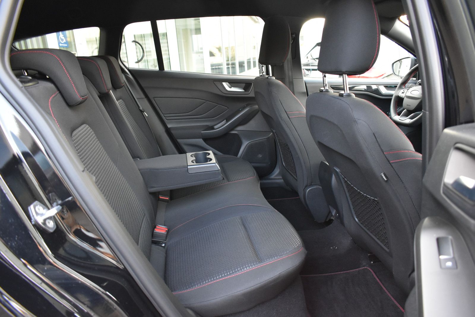 Ford Focus Turnier 1.5 ST-Line X Aut.