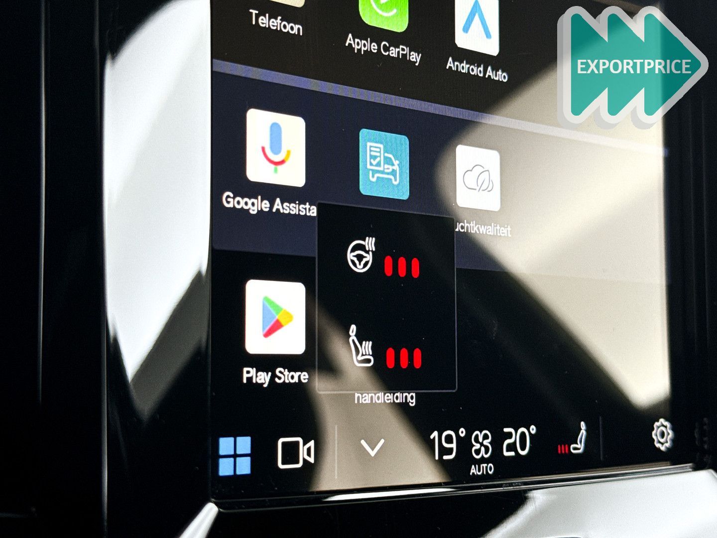 Volvo XC40 B4 Plus Dark | Parkeercamera | Stoel- en St