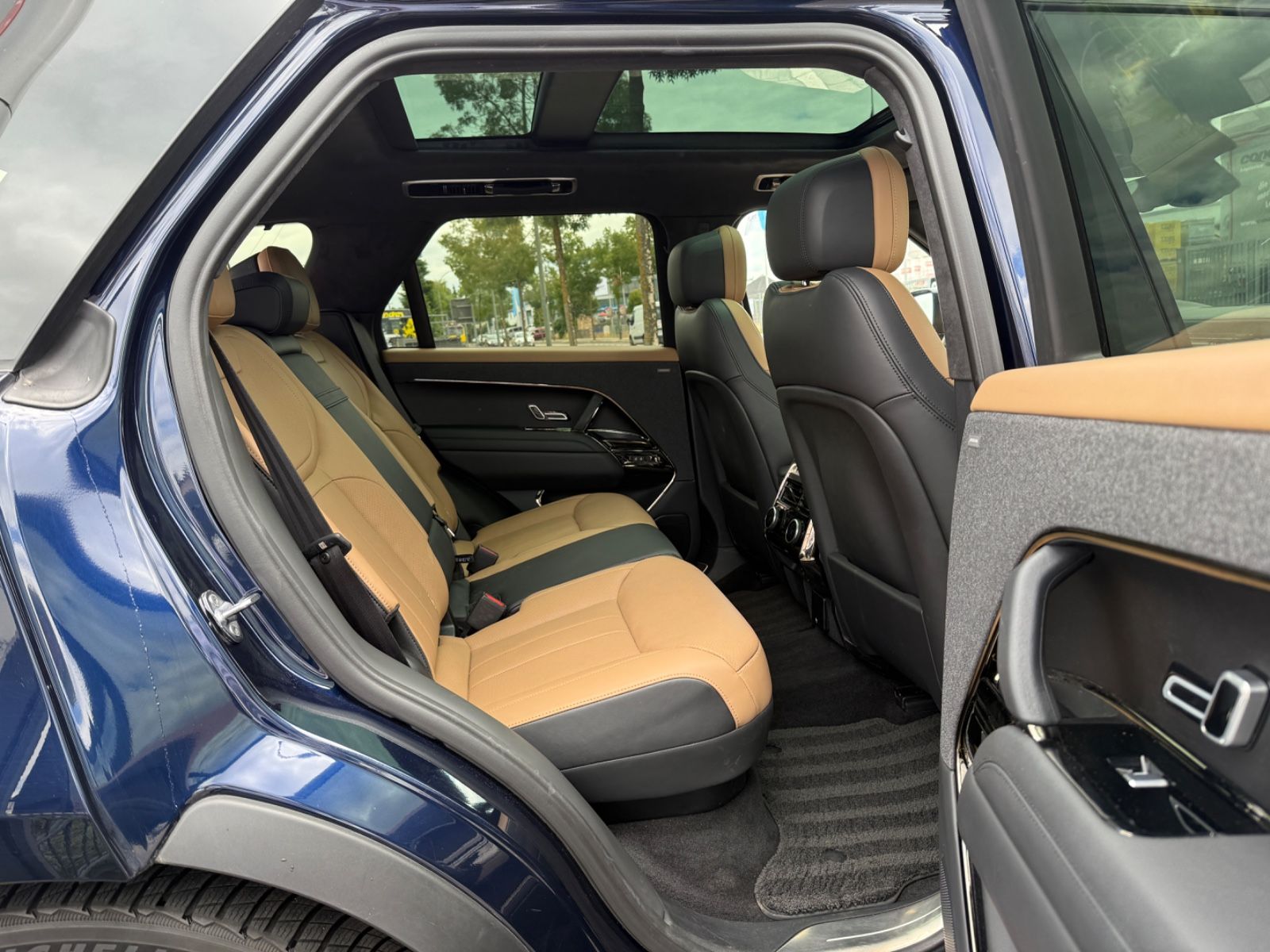 Range Rover Sport Autobiography - Samsaru's Car Outlet
