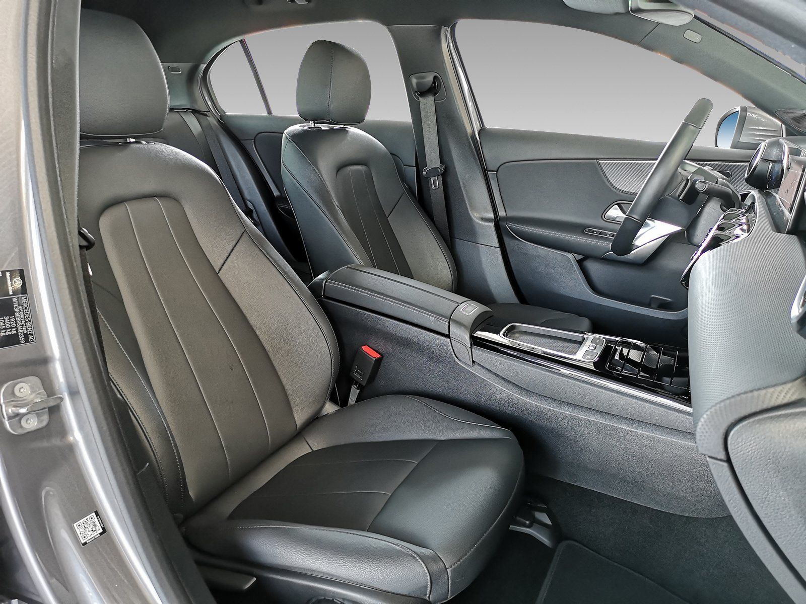 Mercedes-Benz A 180 Progressive LINE - Samsaru's Car Outlet