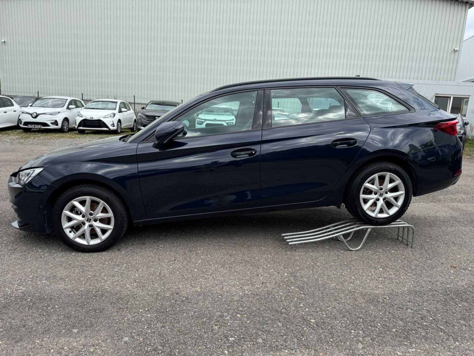 Seat Leon ST 1.0 eTSI 110PS Style Business DSG7 - Samsaru's Car Outlet