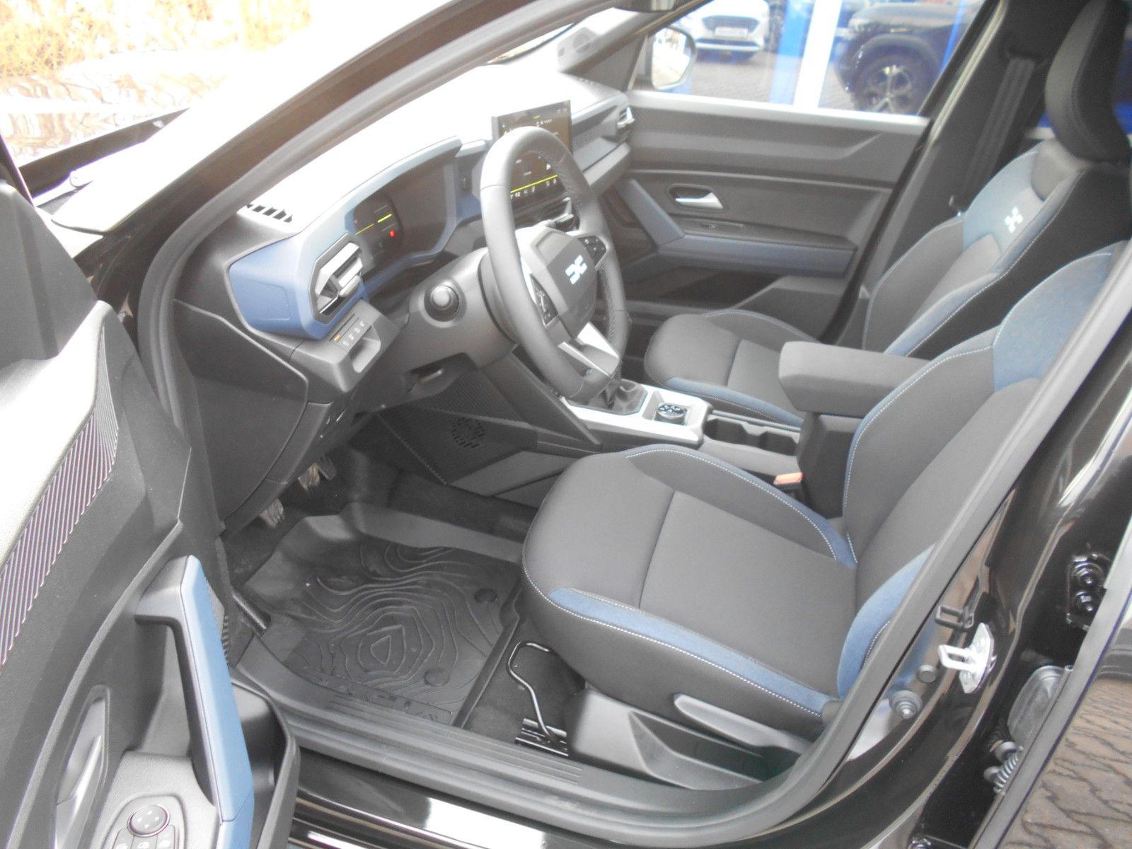 Dacia Duster III TCe 130 Journey 4x4 - Samsaru's Car Outlet