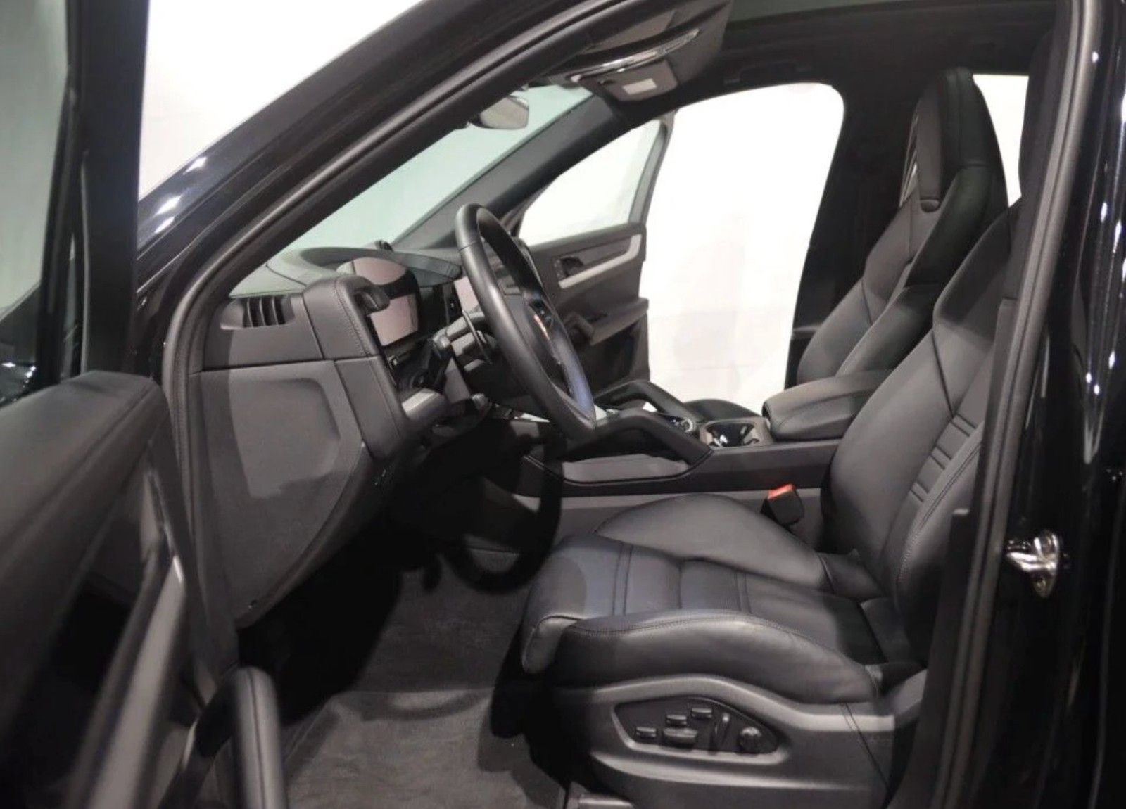Porsche Cayenne Coupe E-Hybrid