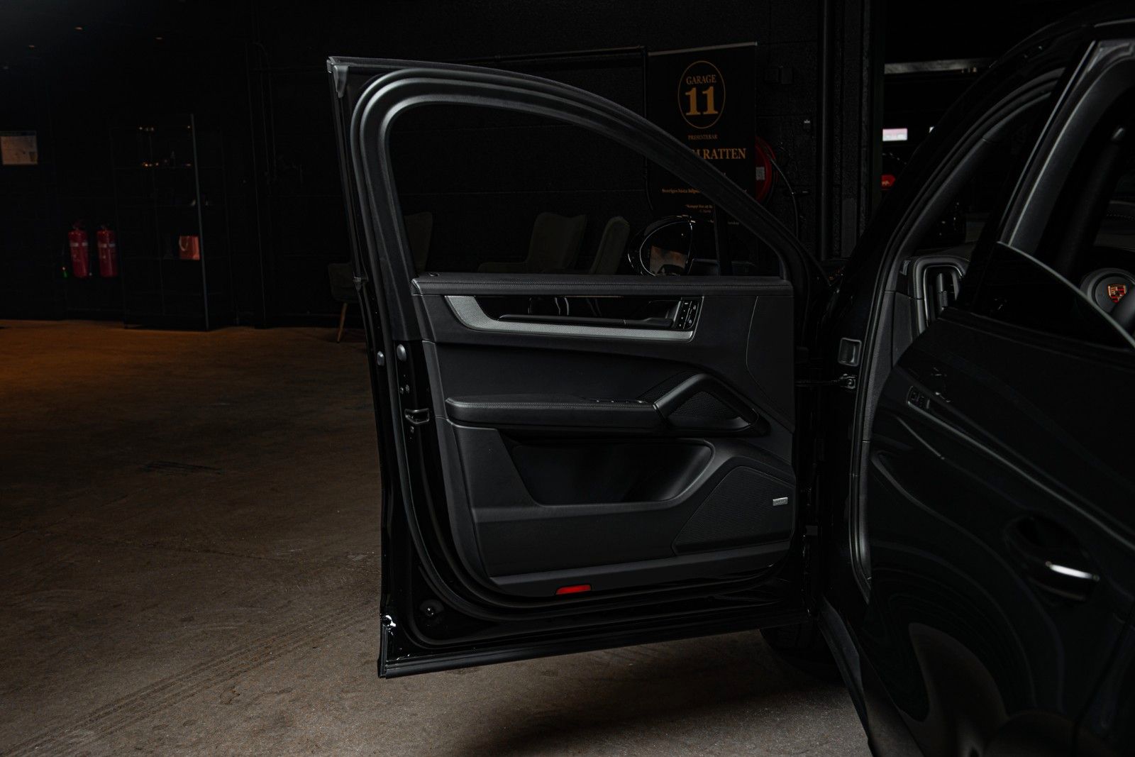 Porsche Cayenne Coupe E-Hybrid / SportDesign / VAT