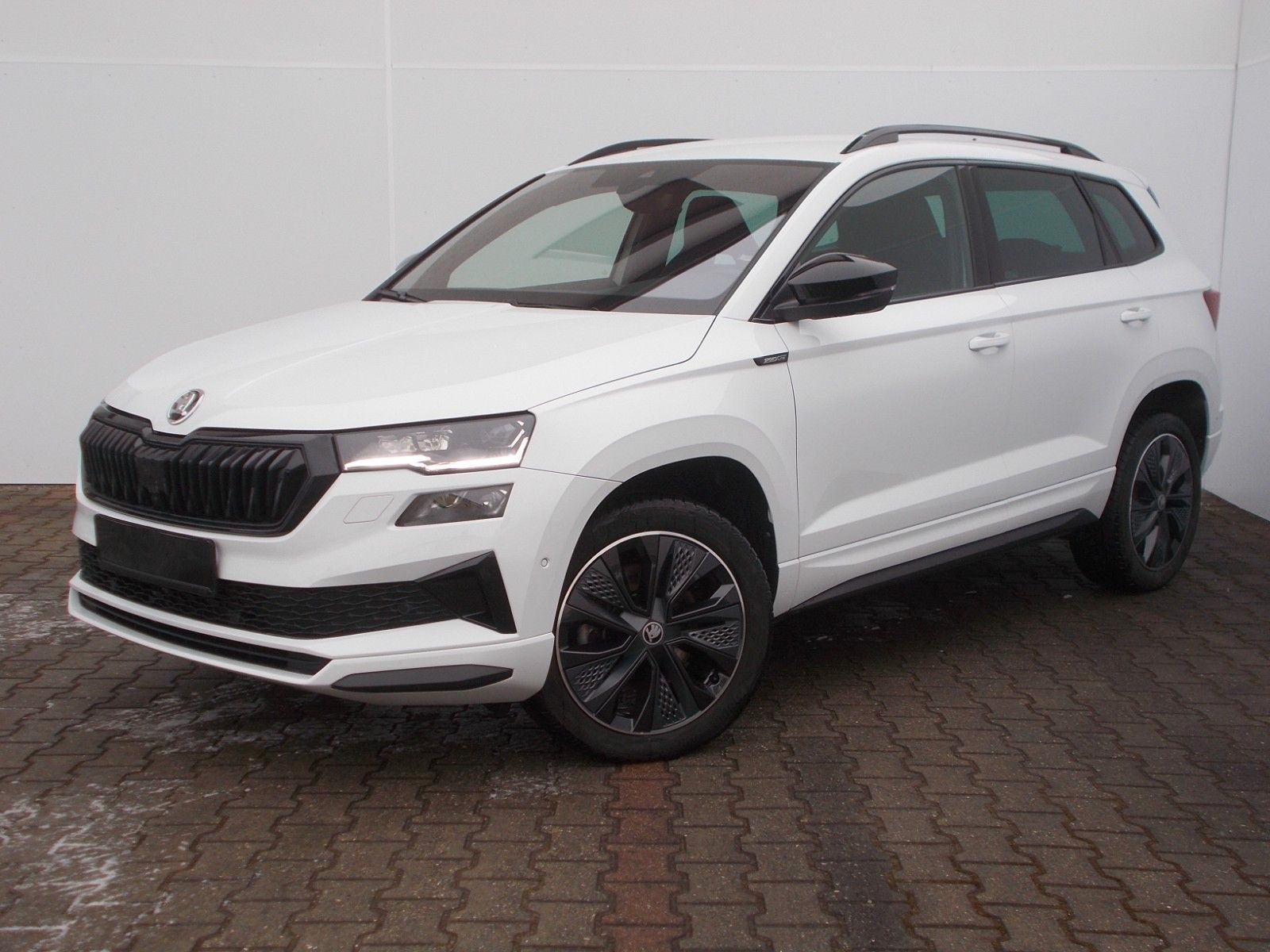 Skoda Karoq  1.5 TSI Sportline*DSG*Navi*LED *360° *AHK