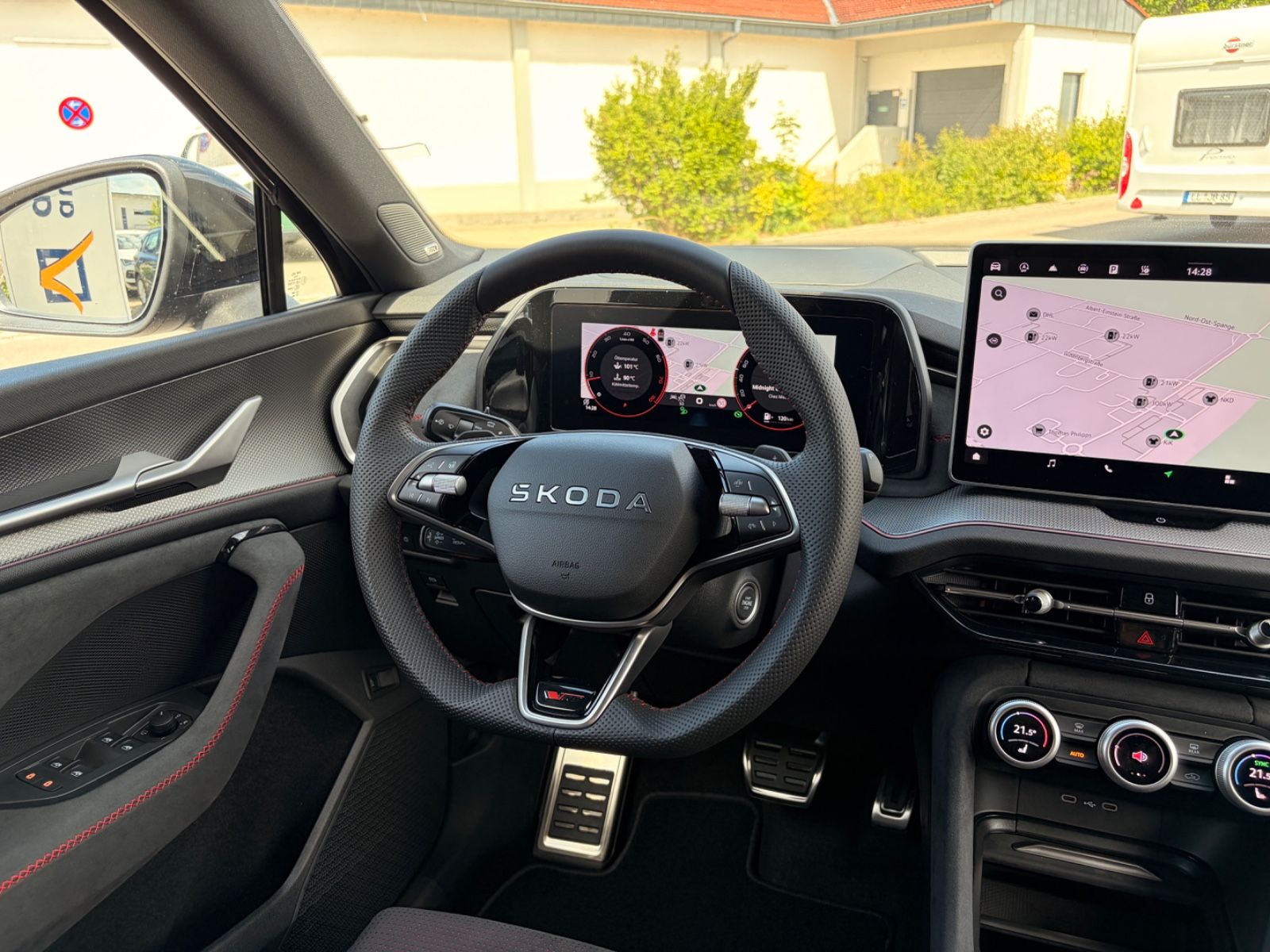 Skoda Kodiaq 2.0 TSI 195 kW 4x4 RS 20Z*AHK*HUD*ACC*DCC