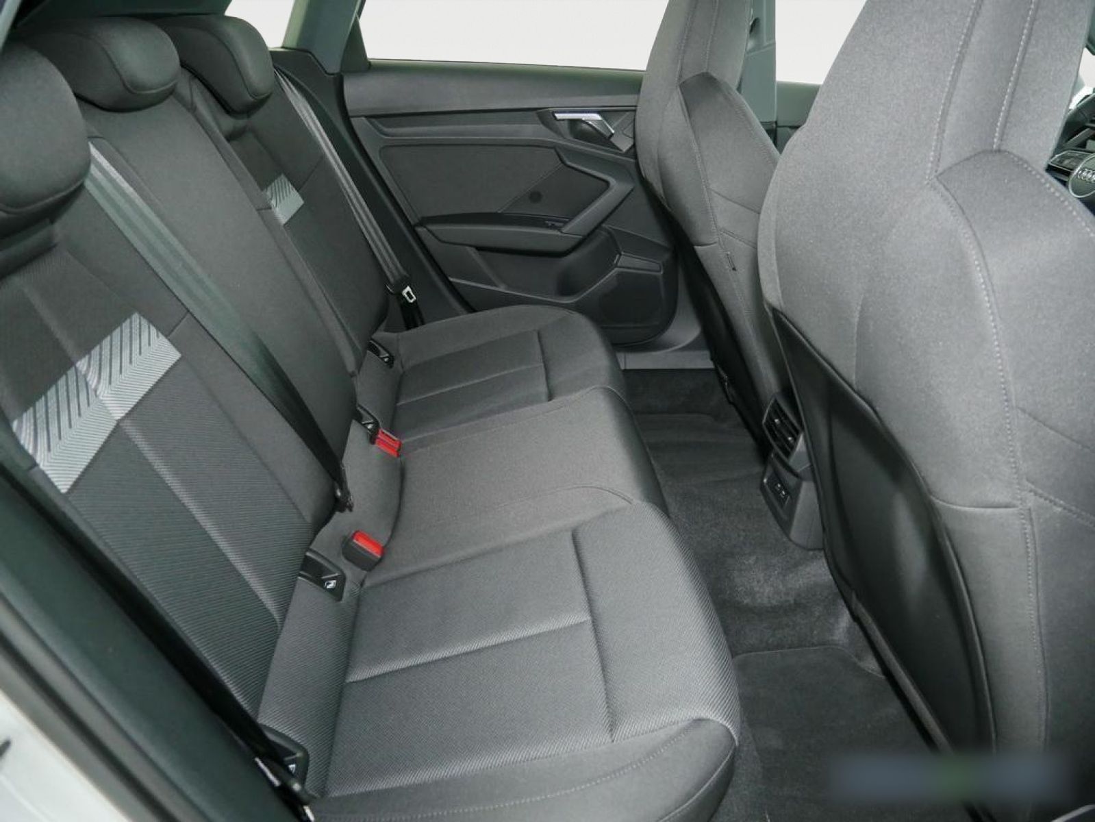 Audi A3 Sportback 40 TFSI e Advanced - Samsaru's Car Outlet
