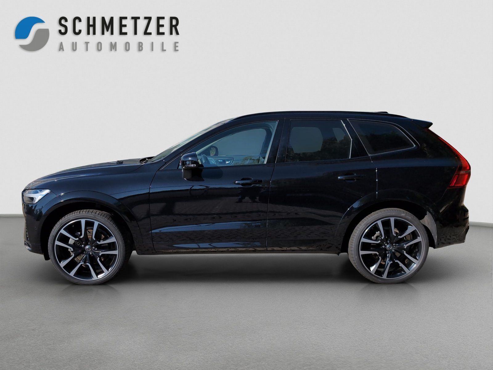 Volvo XC60+B5+AWD+AHKsemi+Panorama+360°Kam+Head-up+PDC