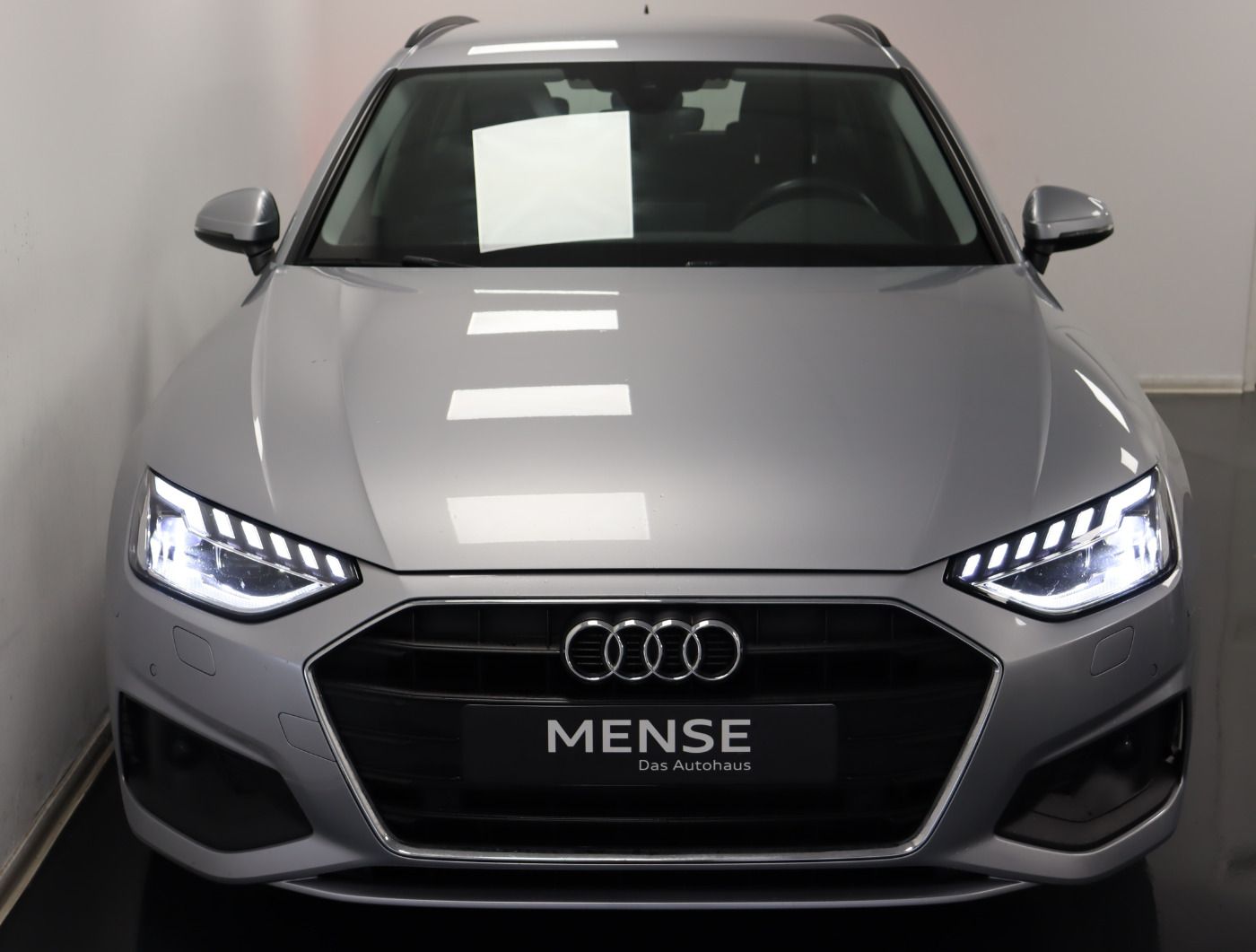 Audi A4 Avant 40 TDI S tronic - Samsaru's Car Outlet