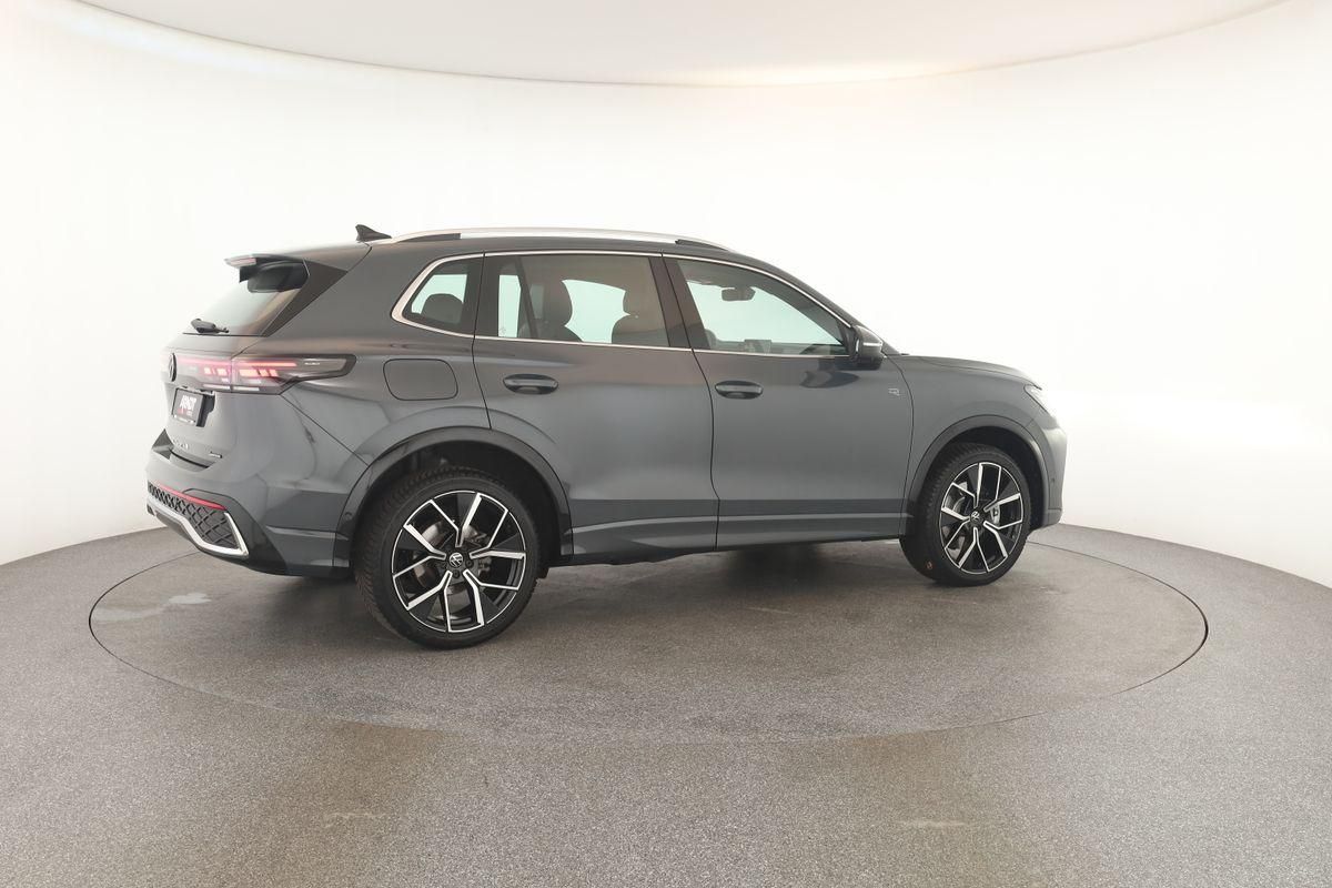 Volkswagen Tiguan 2.0 TDI 4M DSG R-Line Leder Pano Navi 360