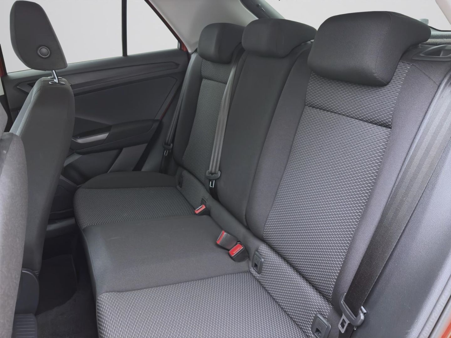 Volkswagen T-Roc 1.0 TSI - Samsaru's Car Outlet
