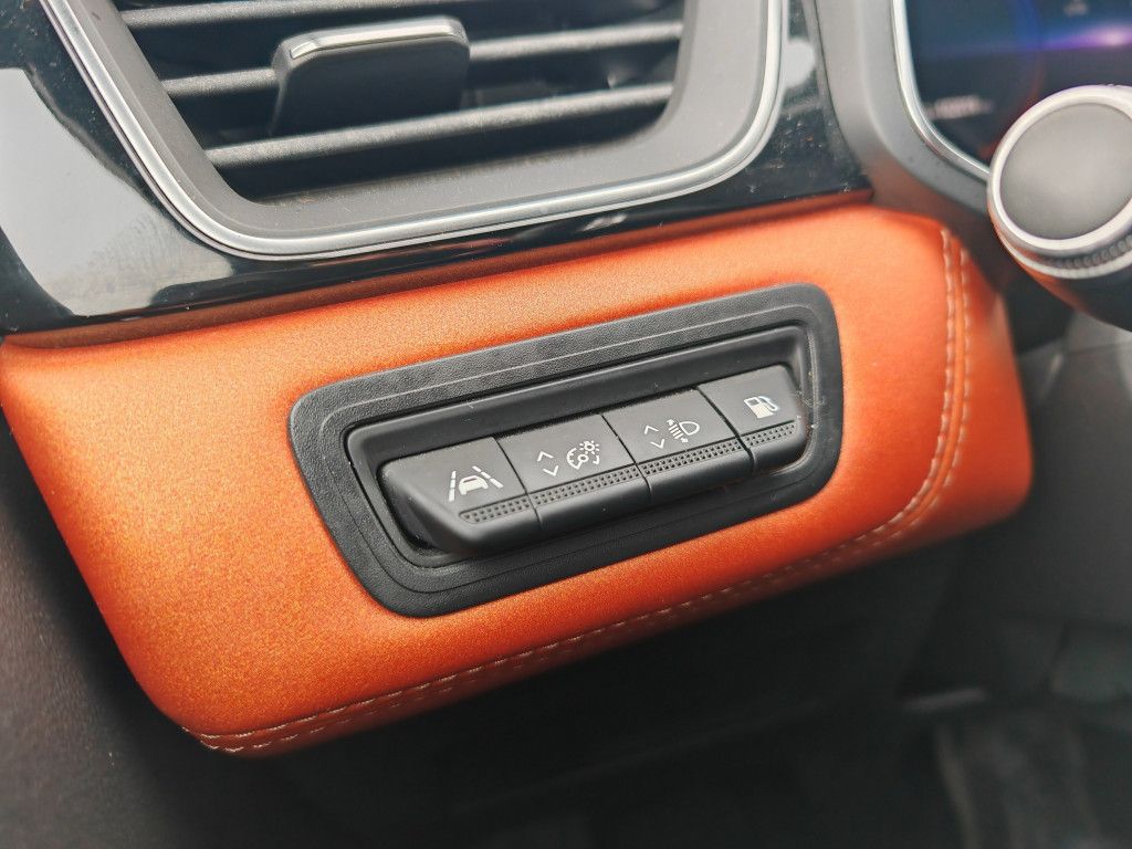 Renault Captur E-Tech 160 Plug-In Hybrid INTENS - Samsaru's Car Outlet
