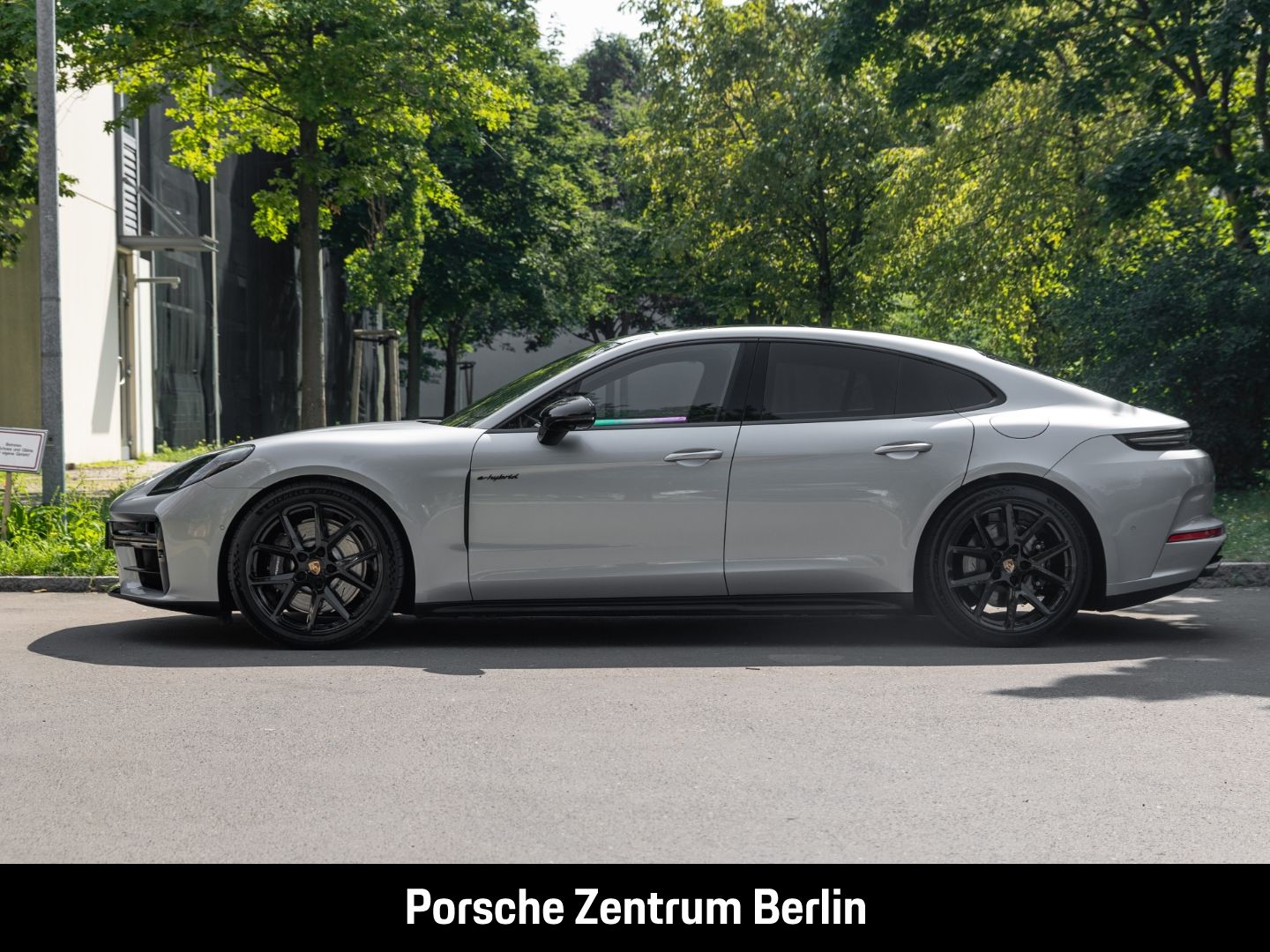 Porsche Panamera 4 E-Hybrid Massagesitze Burmester InnoD