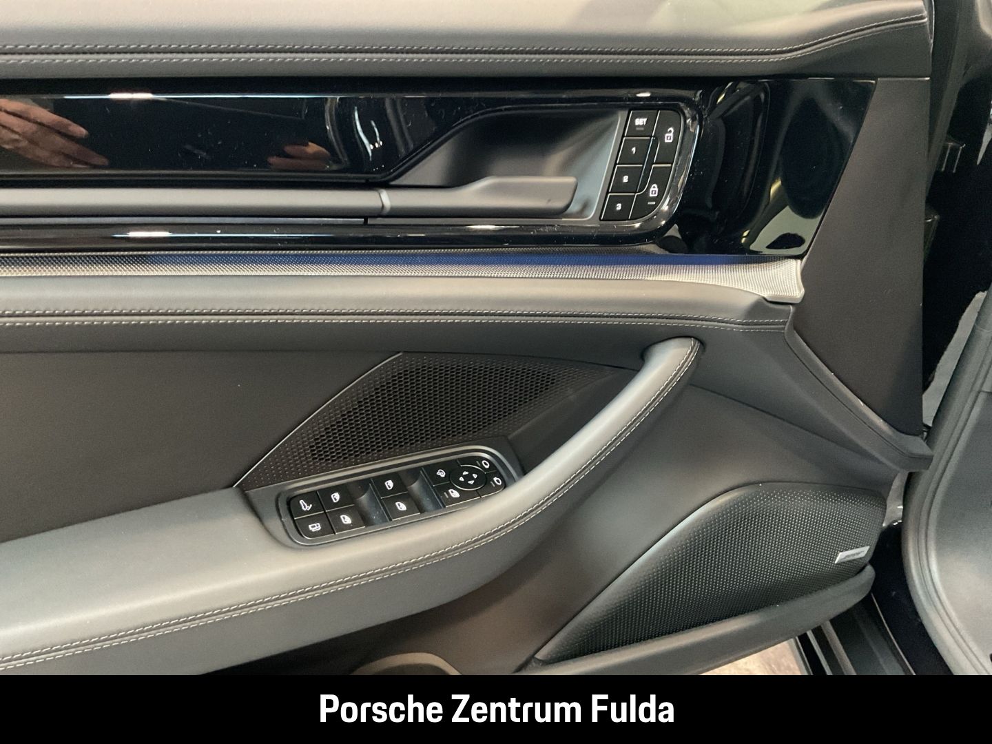 Porsche Panamera 4 E-Hybrid BOSE Sportabgasanlage LED