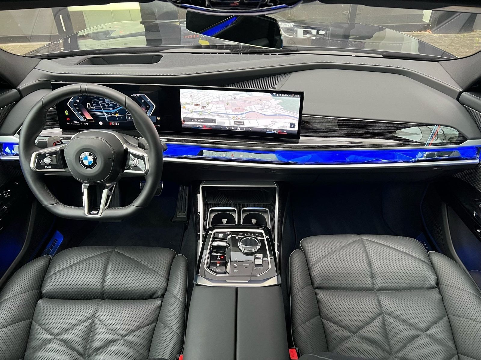 BMW 740d xDrive M Sport SkyPano DA/PA Prof Standhz.