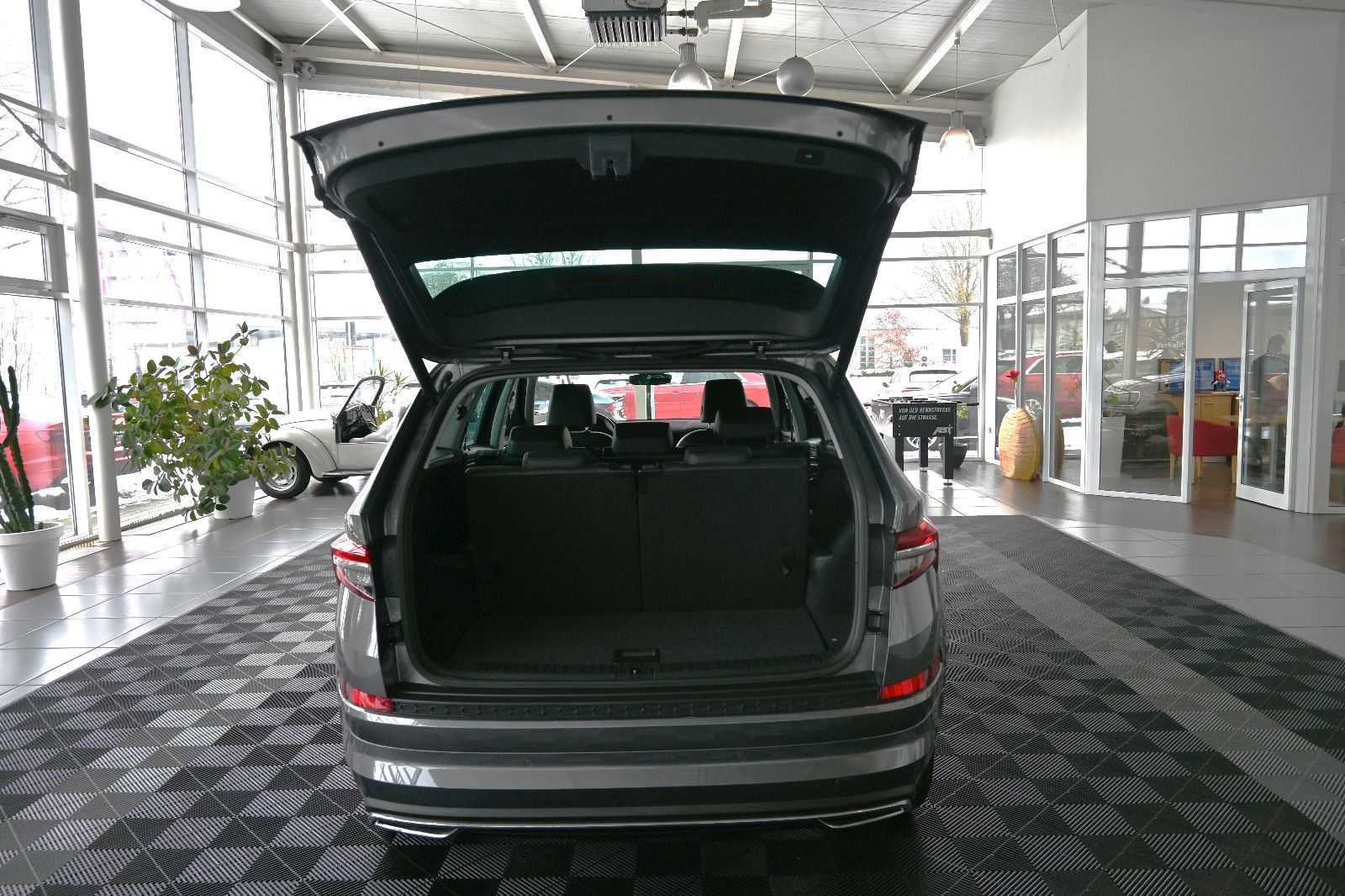 Skoda Kodiaq 2.0 TSI L&K 4M LED Navi Virtual 7-Sitzer