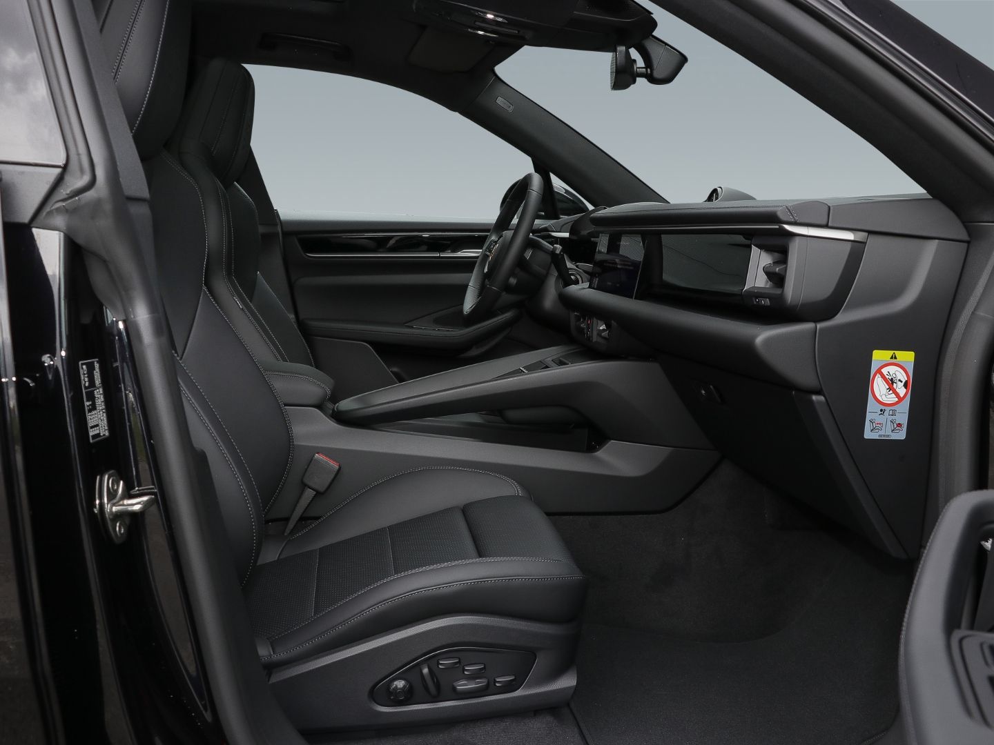 Porsche Macan 4 BOSE Luftfederung Panoramadach LED-Matri