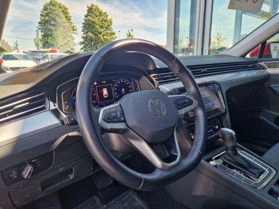 Volkswagen Passat Variant 2.0 TDI Business DSG - Samsaru's Car Outlet