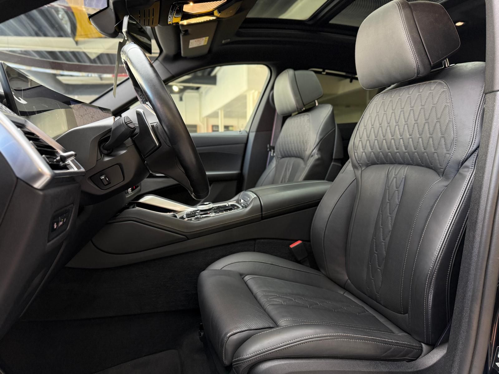 BMW X6 30 d xD M Sport*Pano*SKY*HuD*Luftf*Massage*