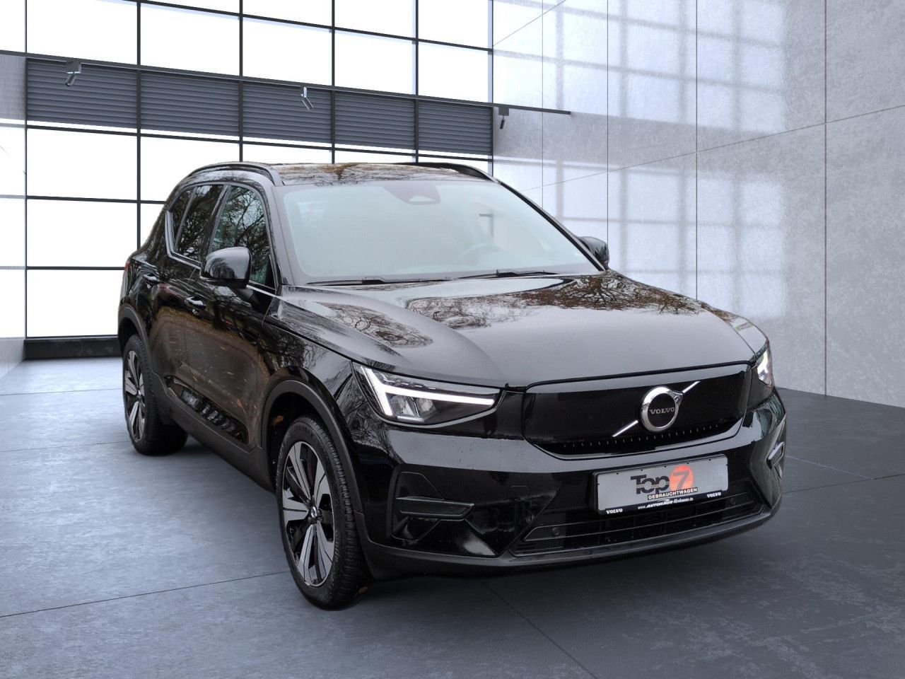 Volvo XC40 Recharge Plus Pure Electric 2WD Bluetooth