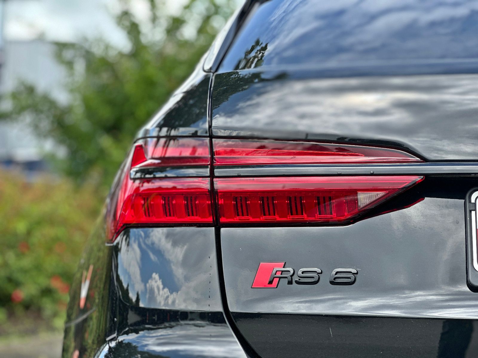 Audi RS6 Avant BLACK PANO HUD LASER NACHTS 280km/h